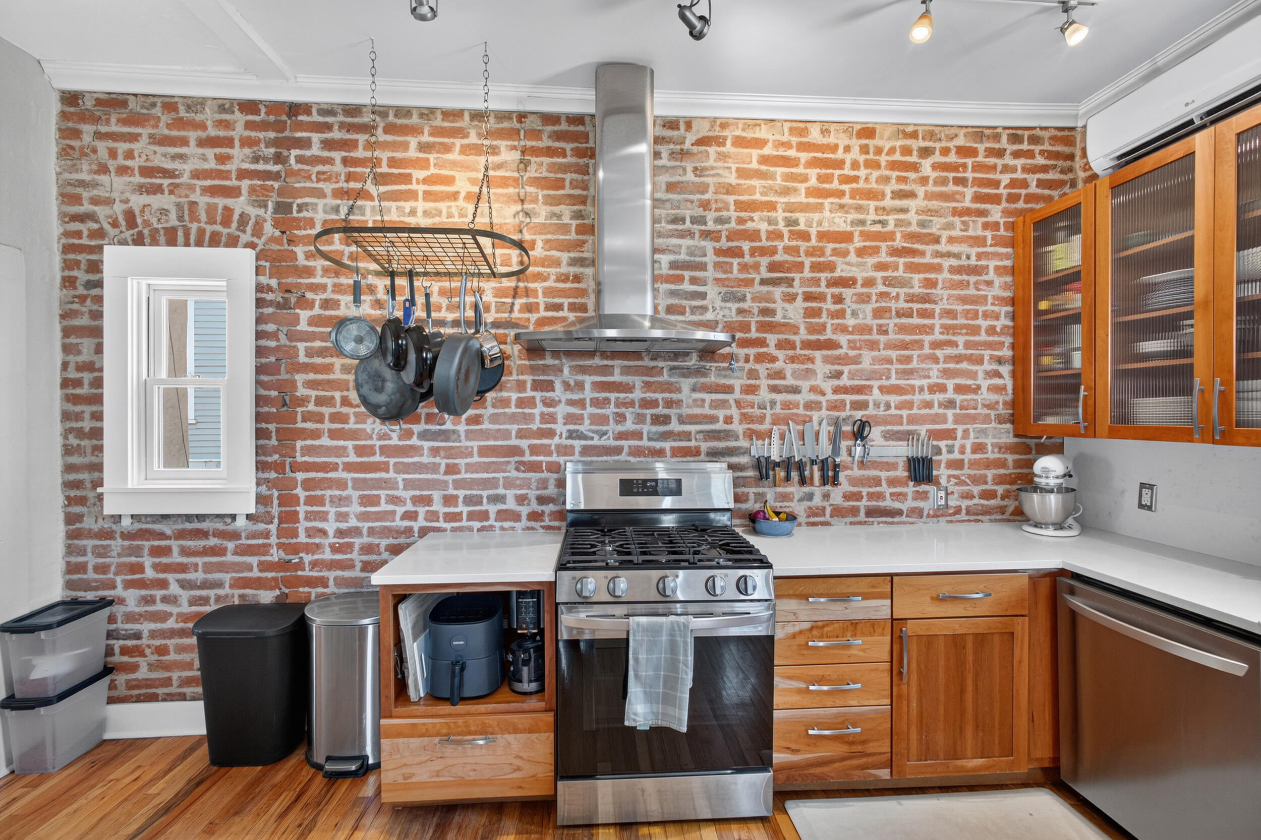 415 Edith Boulevard SE