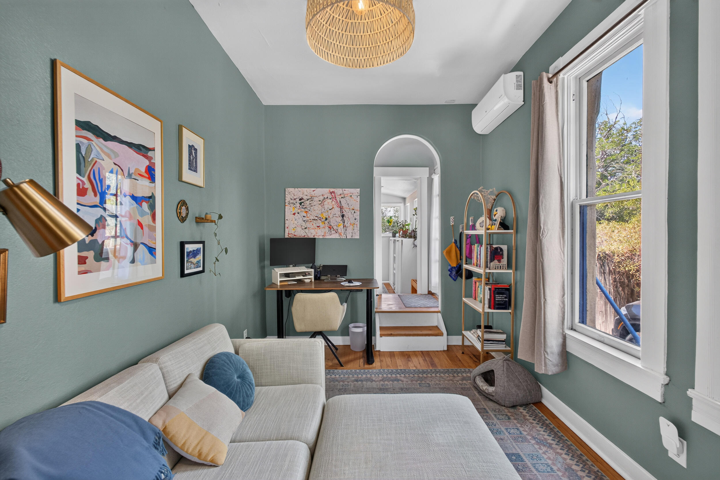 415 Edith Boulevard SE
