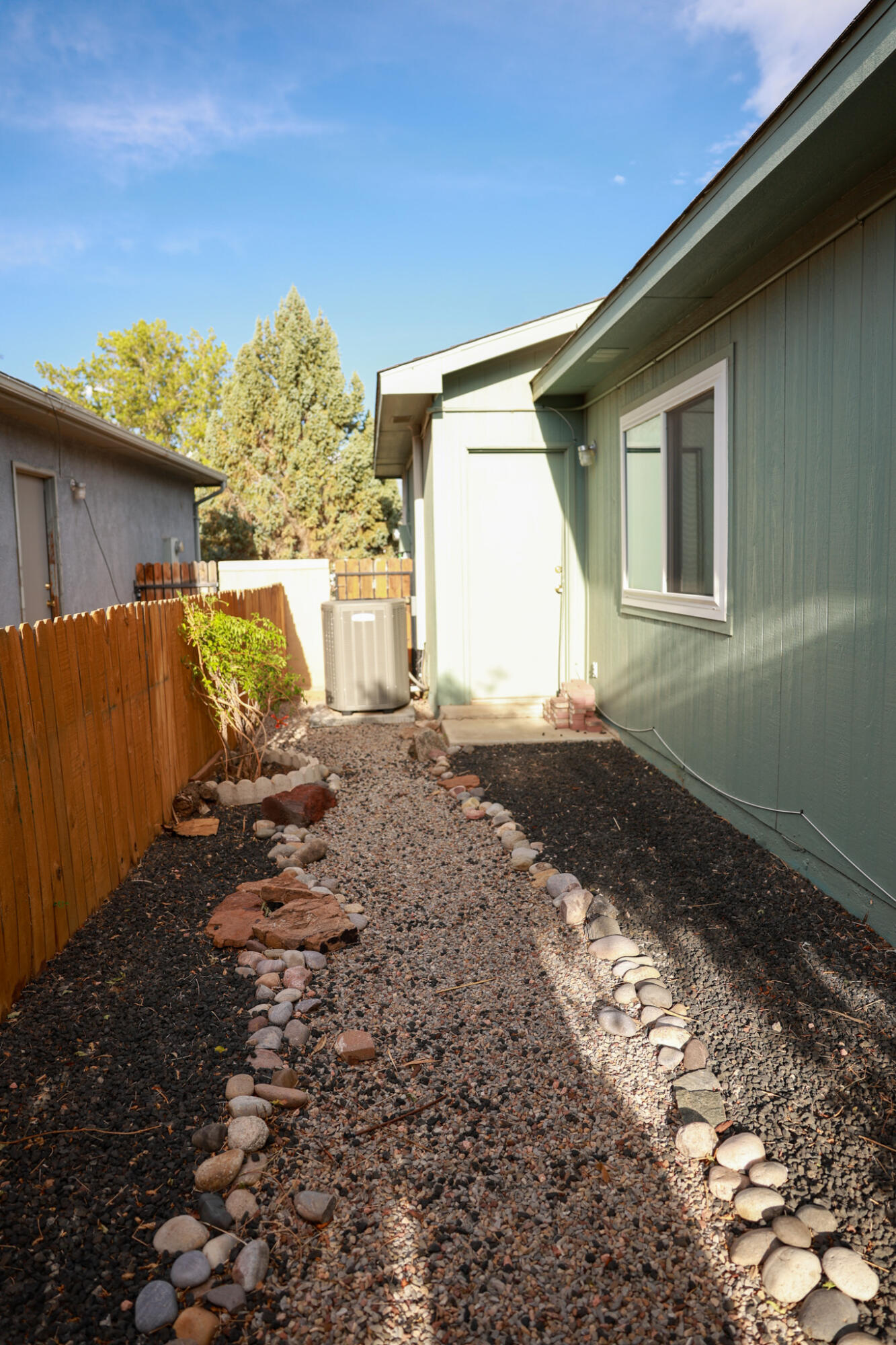 3029 Taos Meadows Drive NE