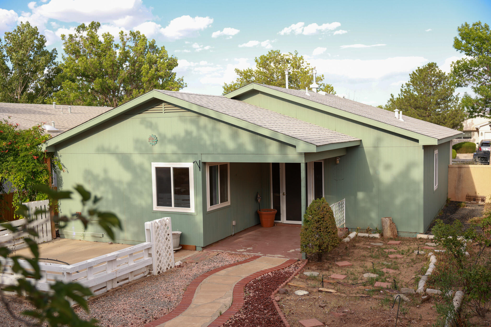 3029 Taos Meadows Drive NE
