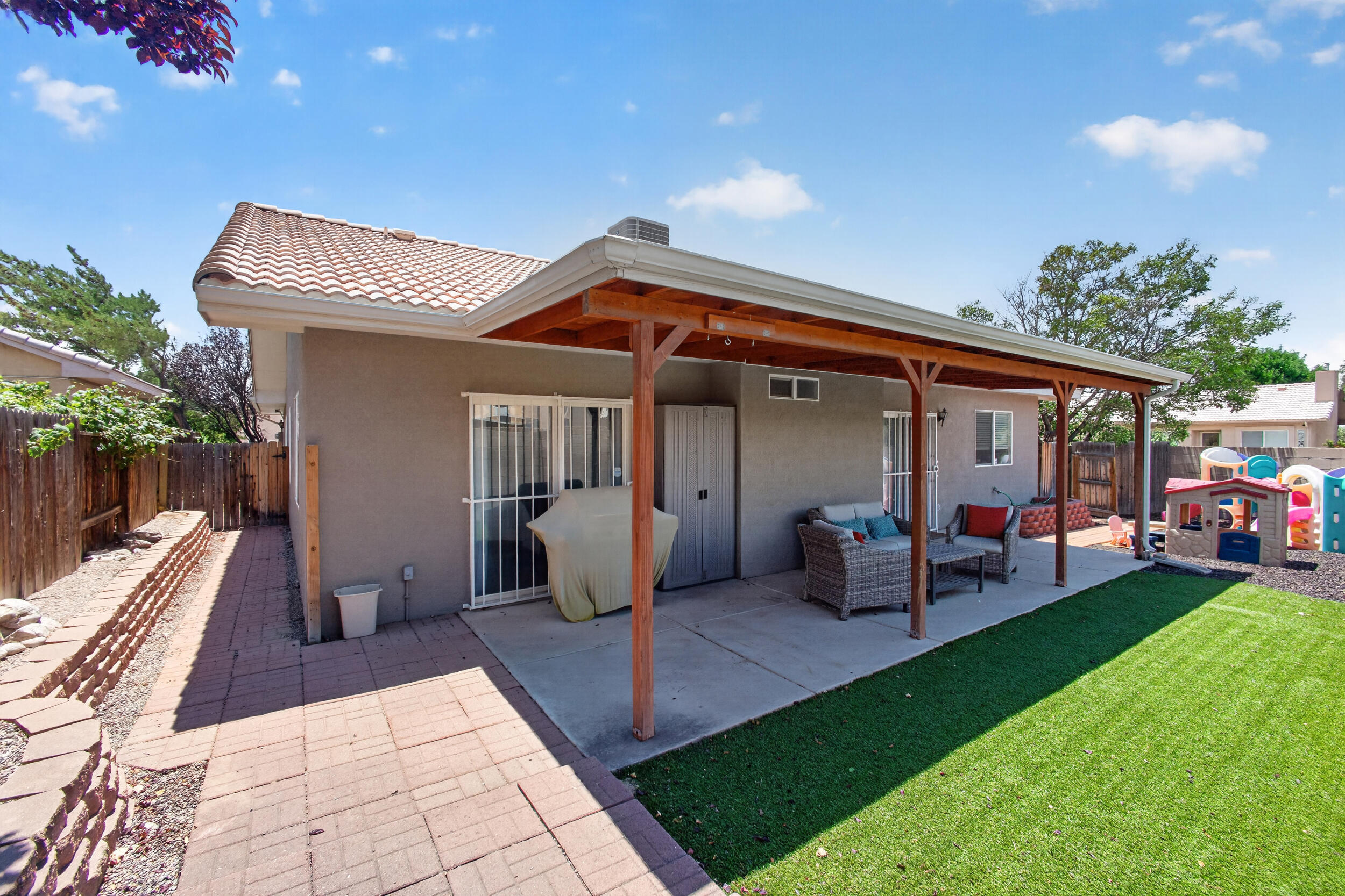 6601 Vista Del Rancho Road NE