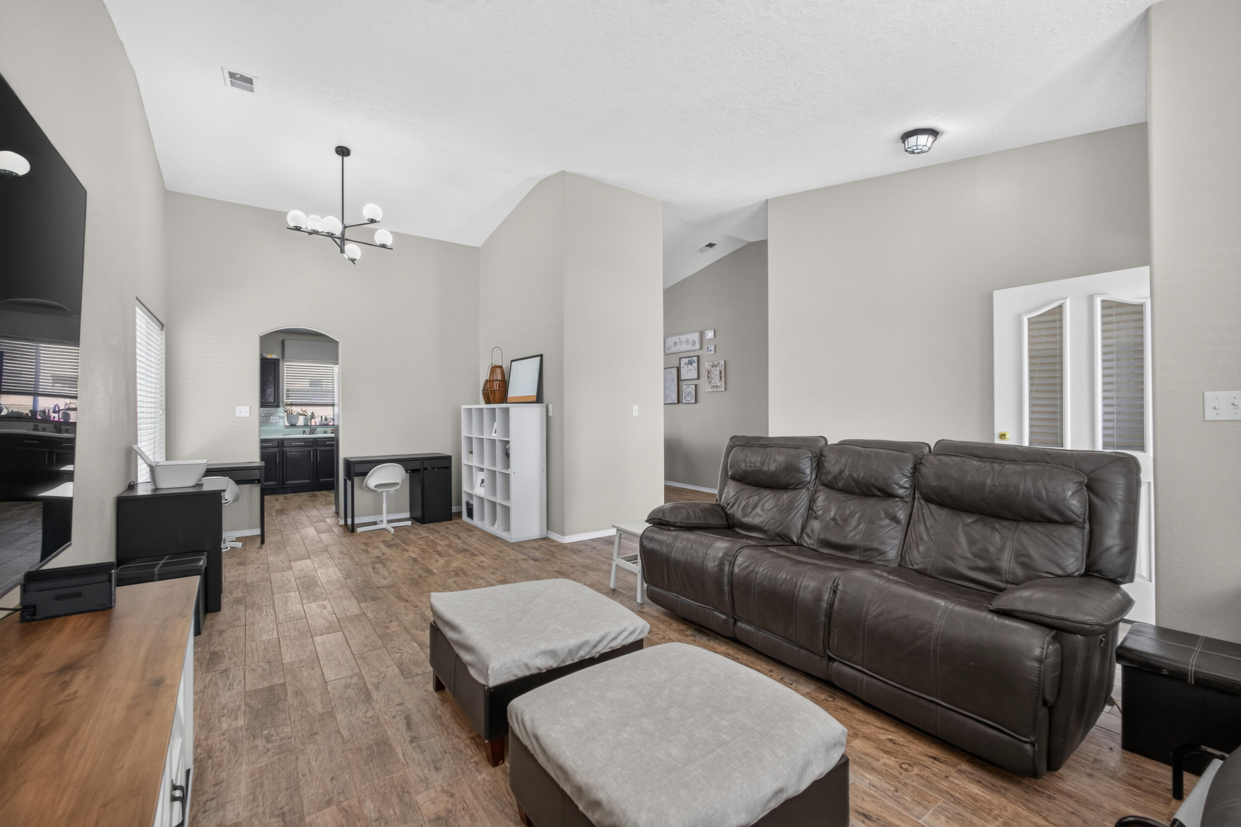6601 Vista Del Rancho Road NE