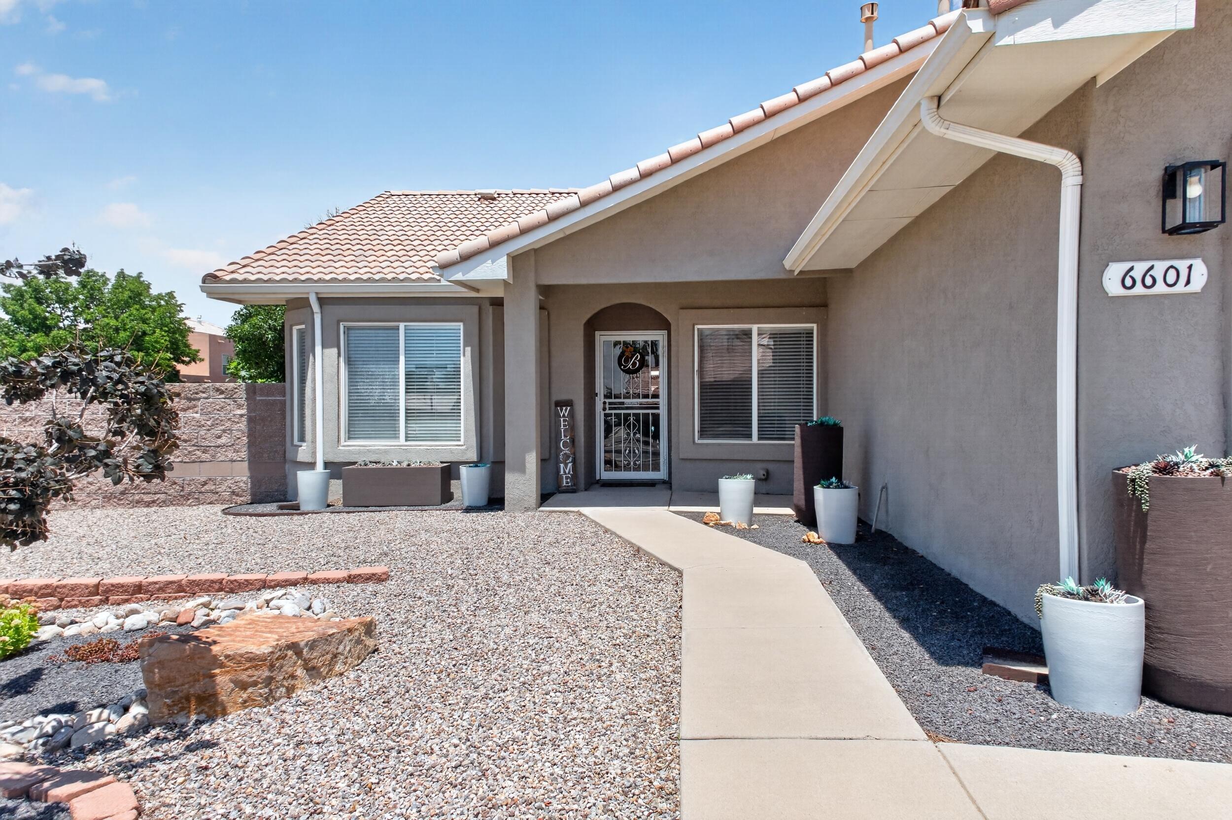 6601 Vista Del Rancho Road NE