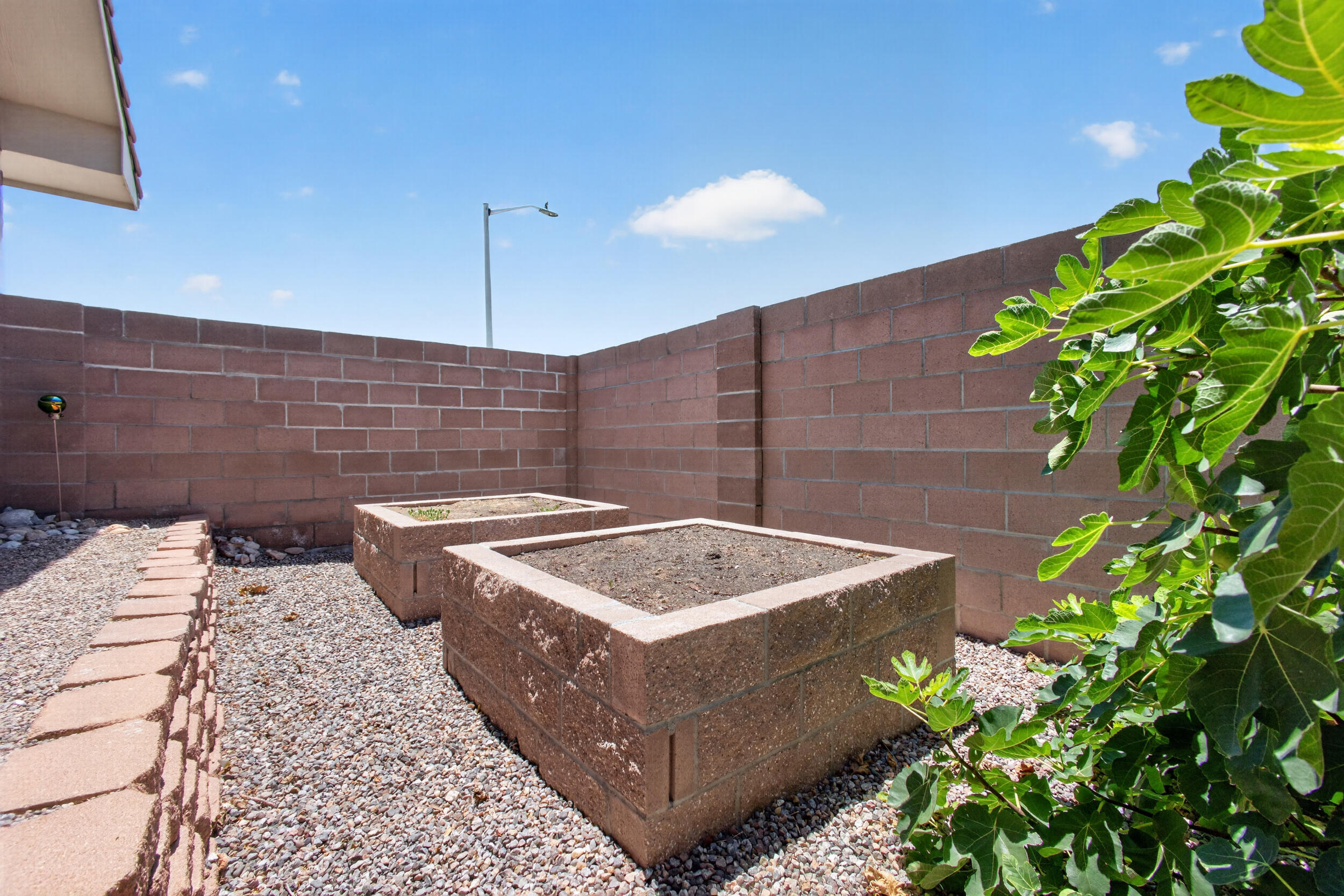 6601 Vista Del Rancho Road NE
