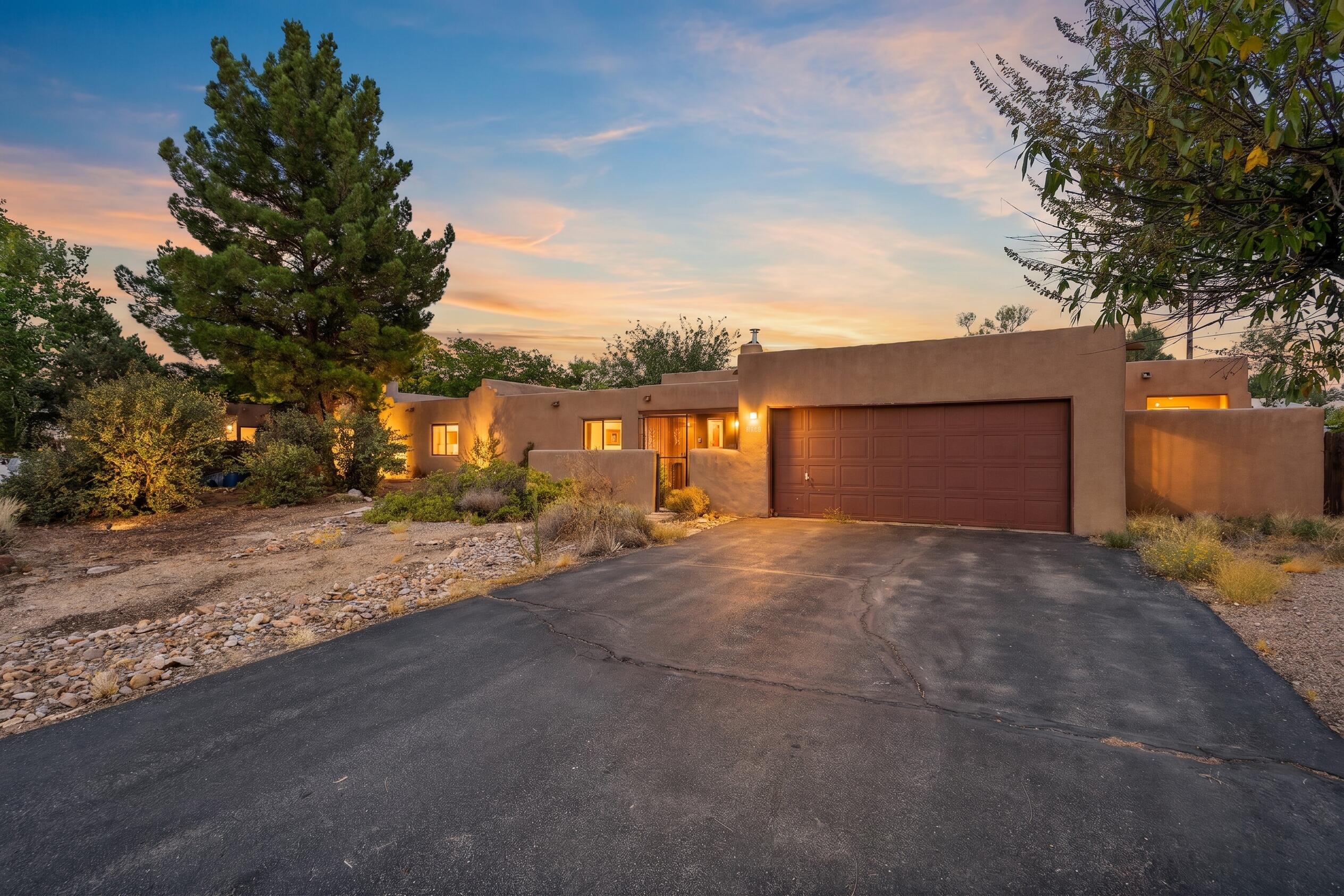 312 N Horton Lane NW