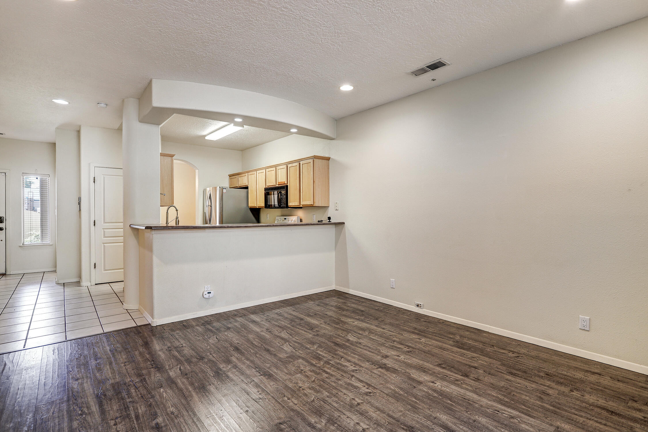 4211 Pitt Place NE UNIT 3