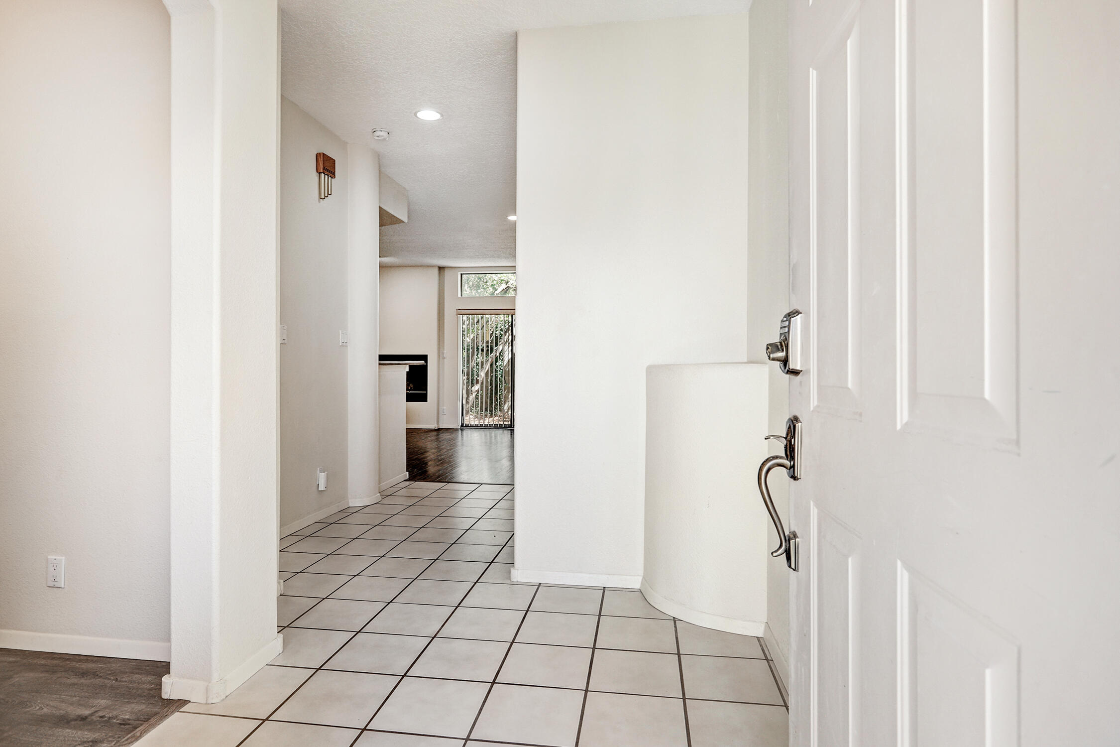4211 Pitt Place NE UNIT 3