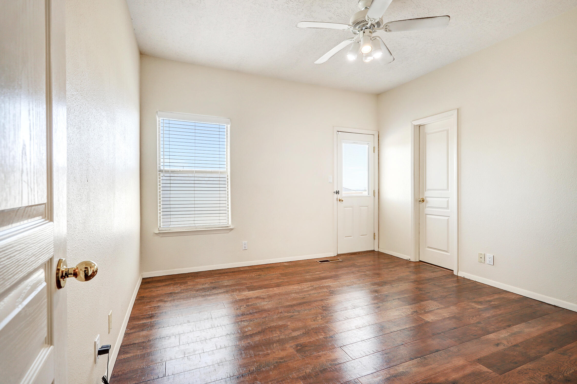 4211 Pitt Place NE UNIT 3