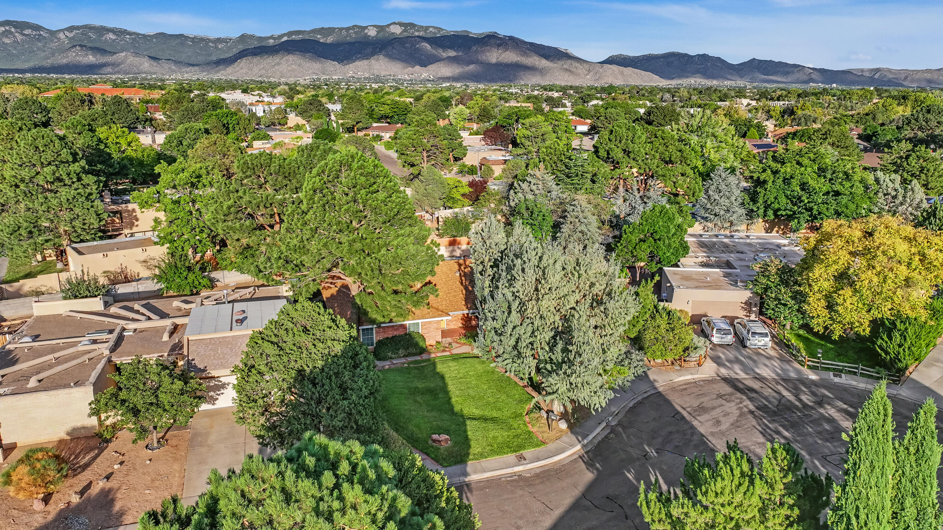 7820 Charger Trail NE