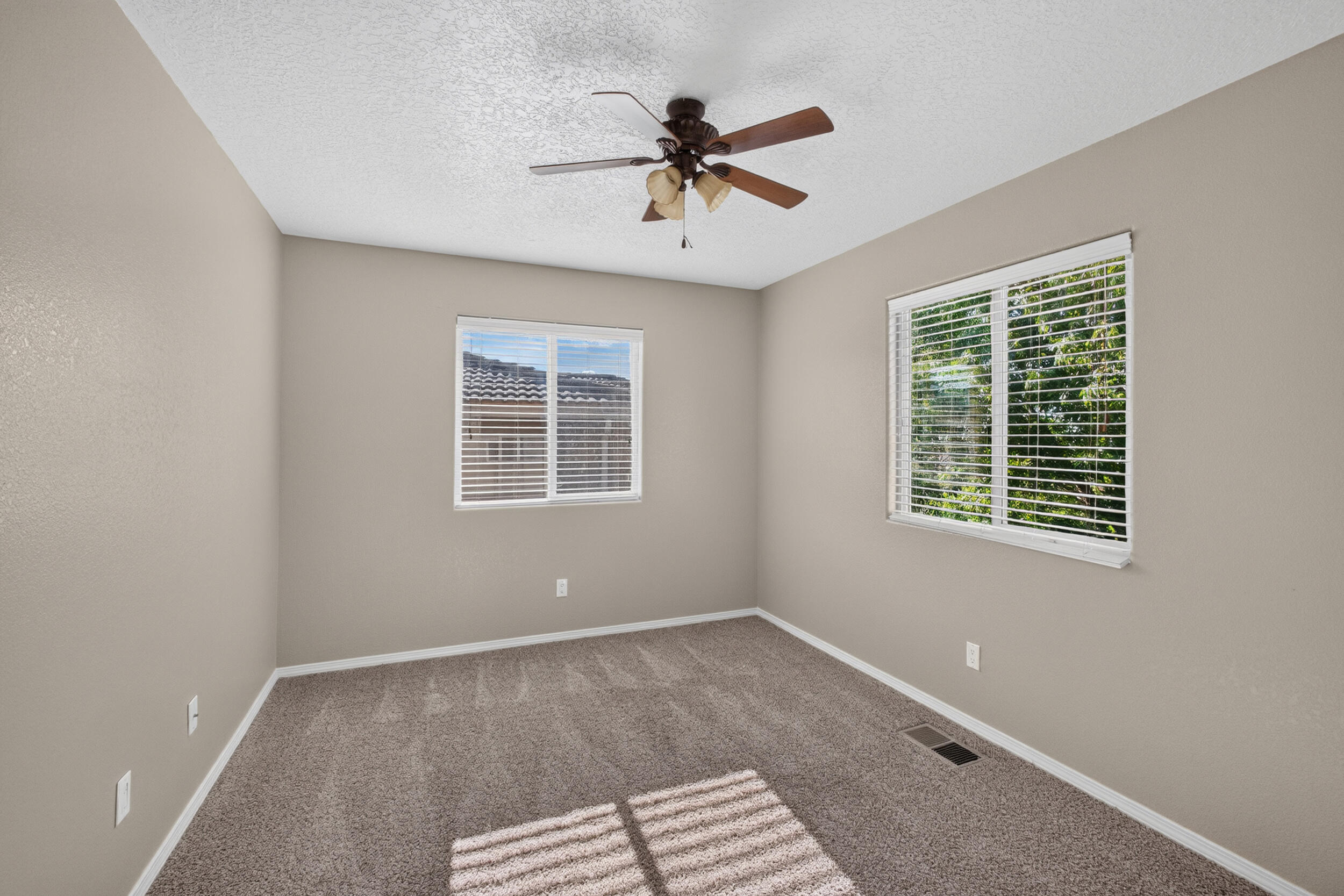 1935 Busher Road SE