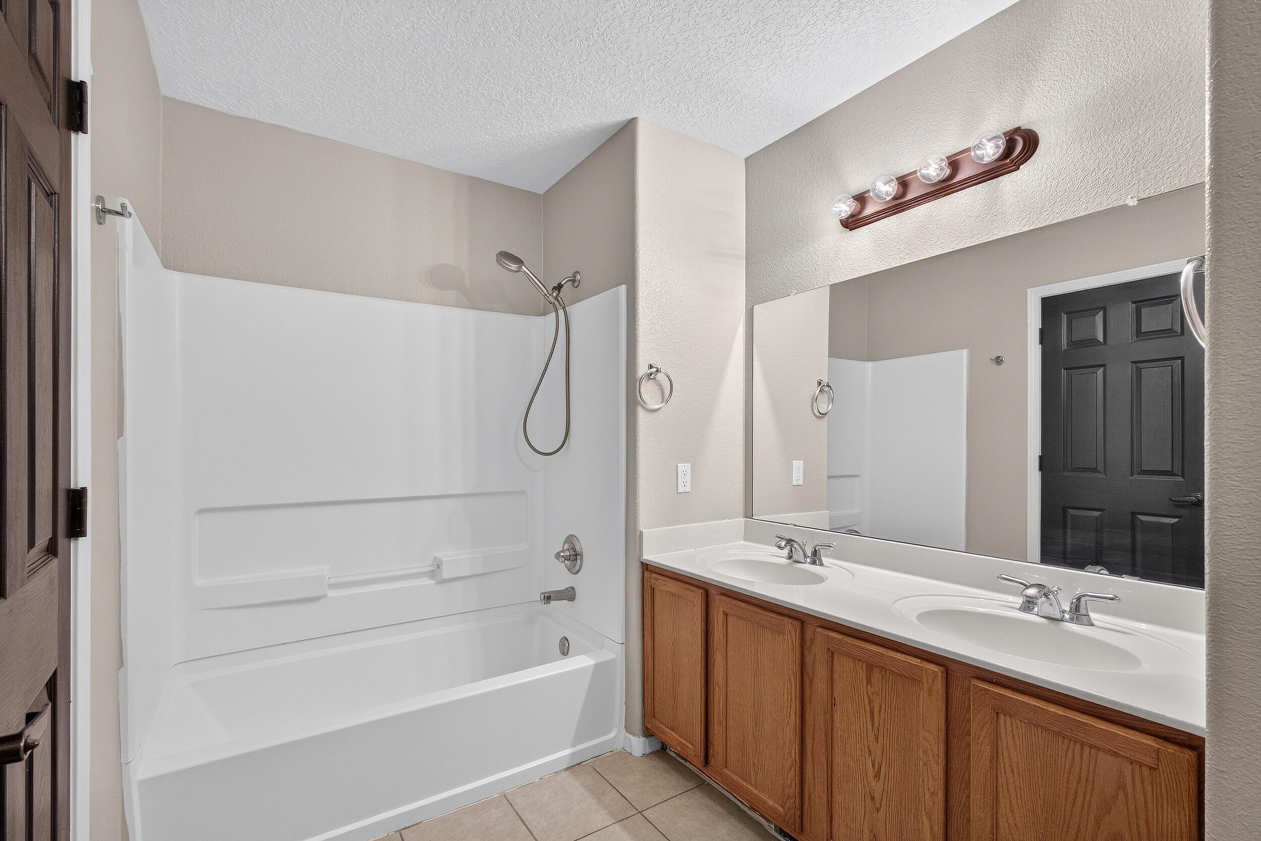 1935 Busher Road SE