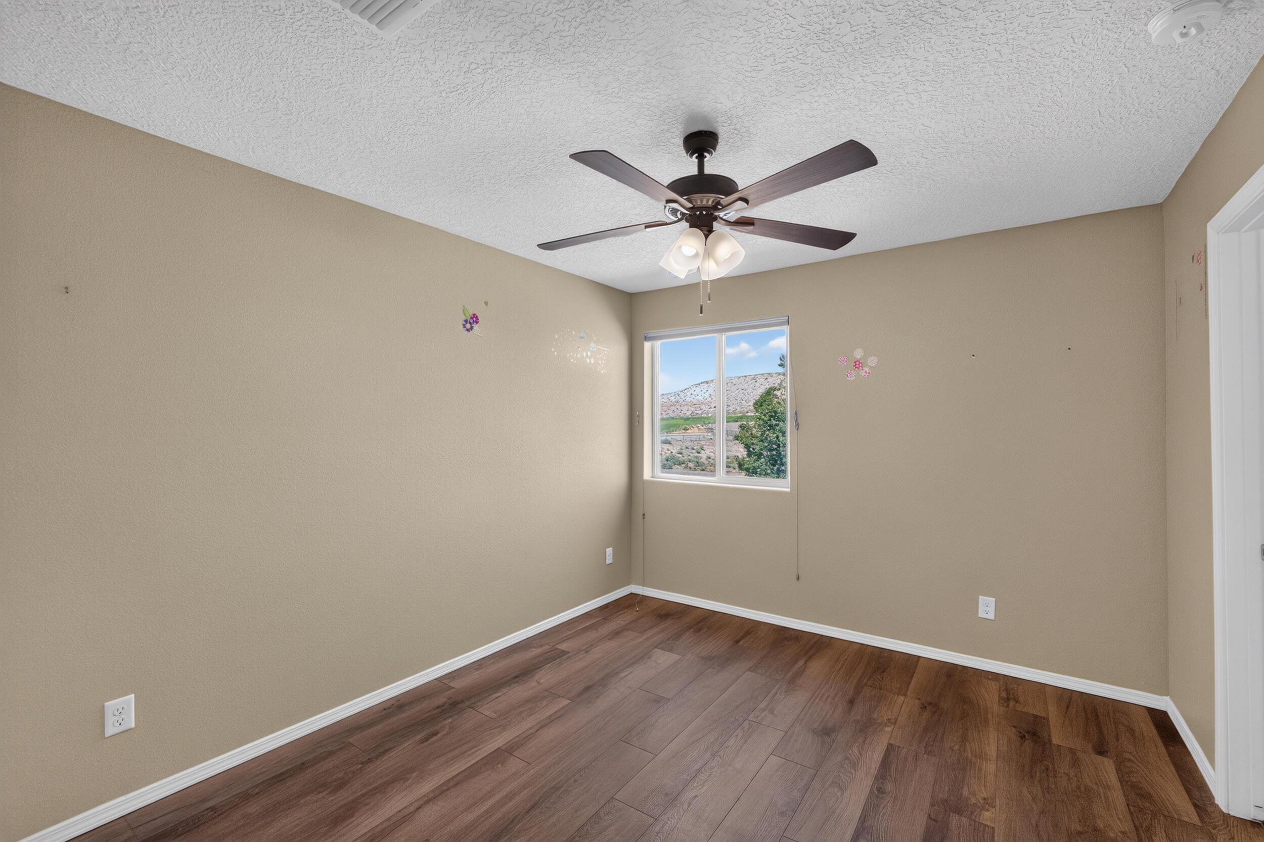 625 Palo Alto Drive NE