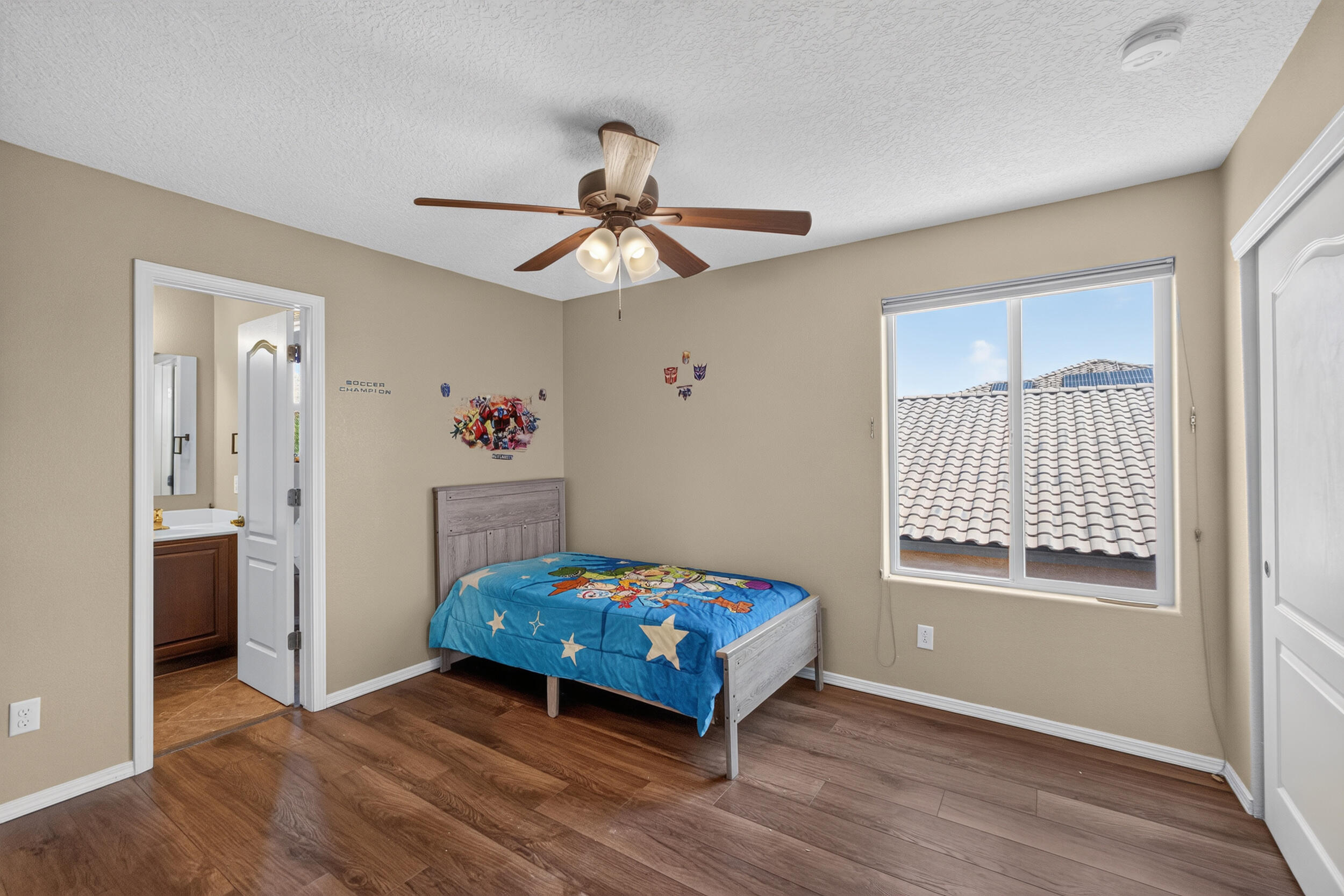 625 Palo Alto Drive NE