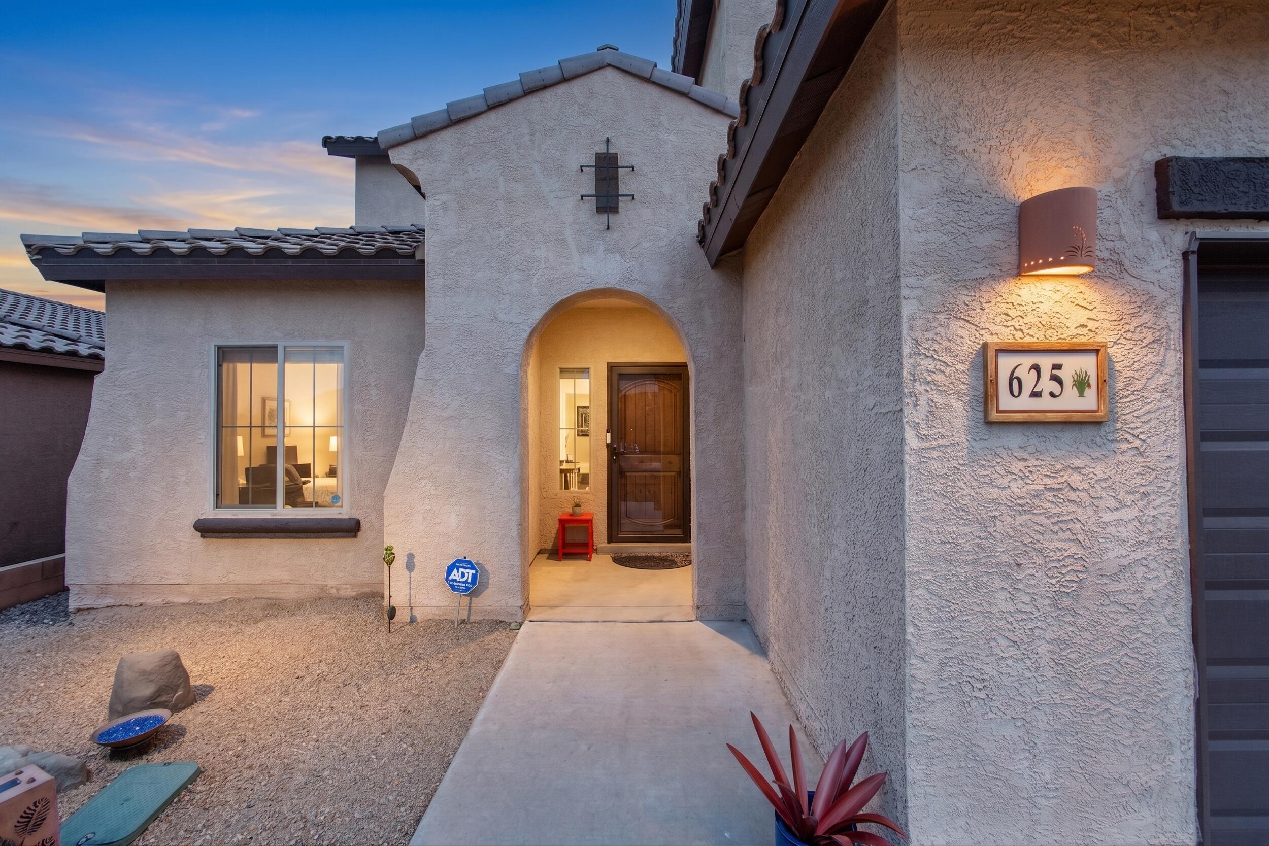 625 Palo Alto Drive NE