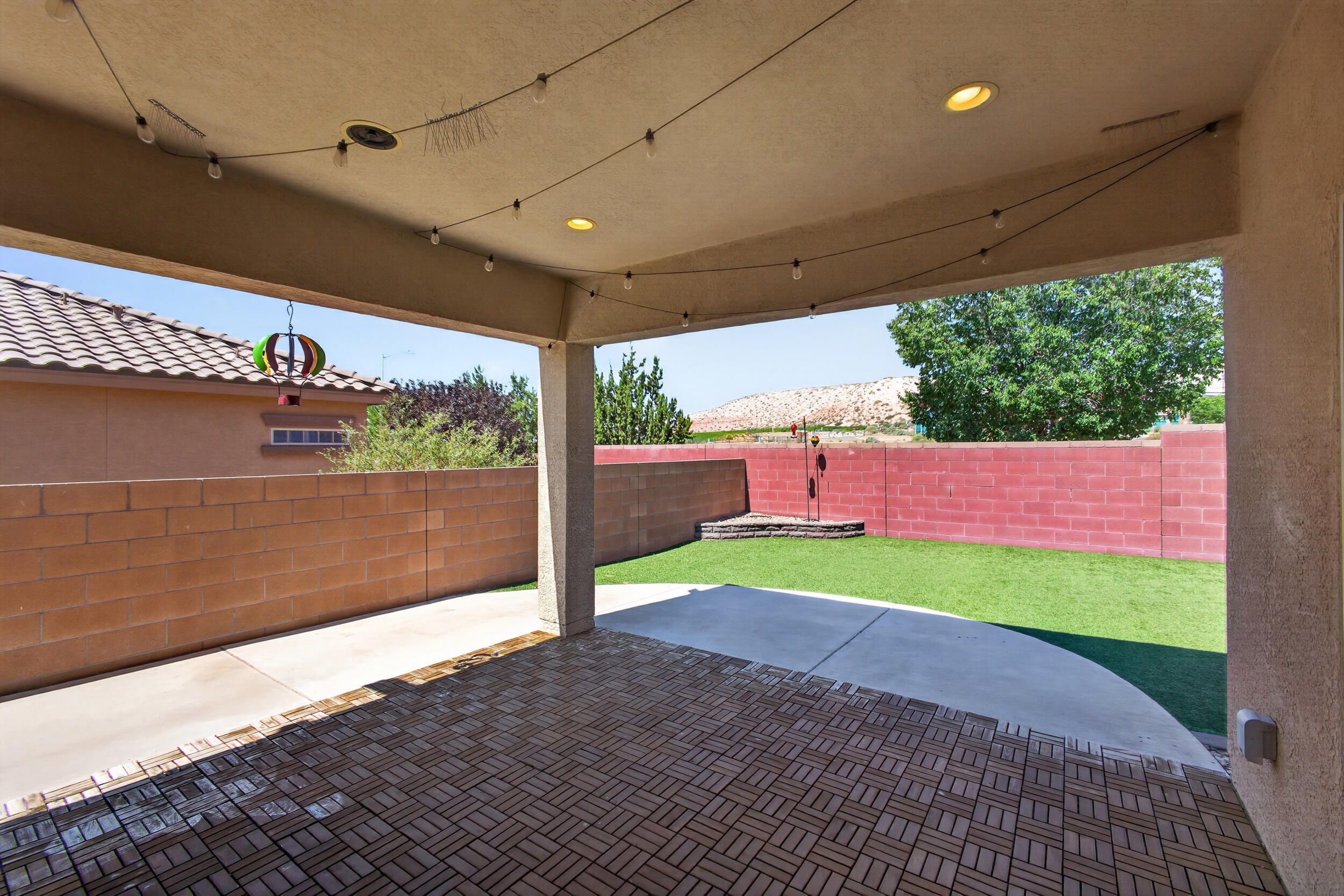 625 Palo Alto Drive NE