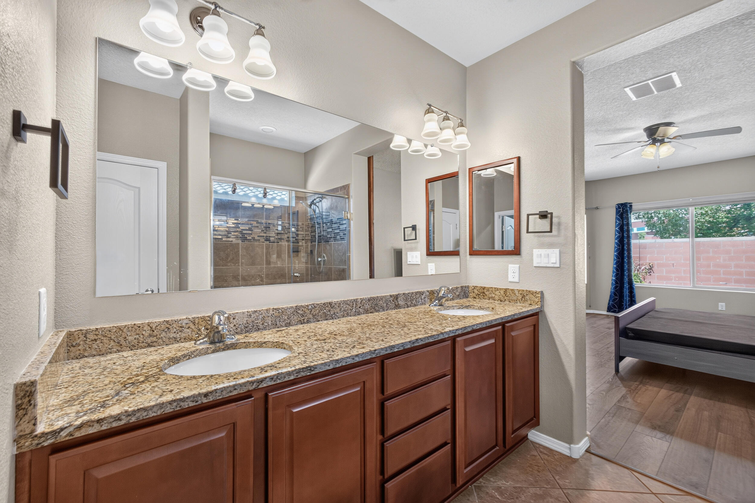 625 Palo Alto Drive NE