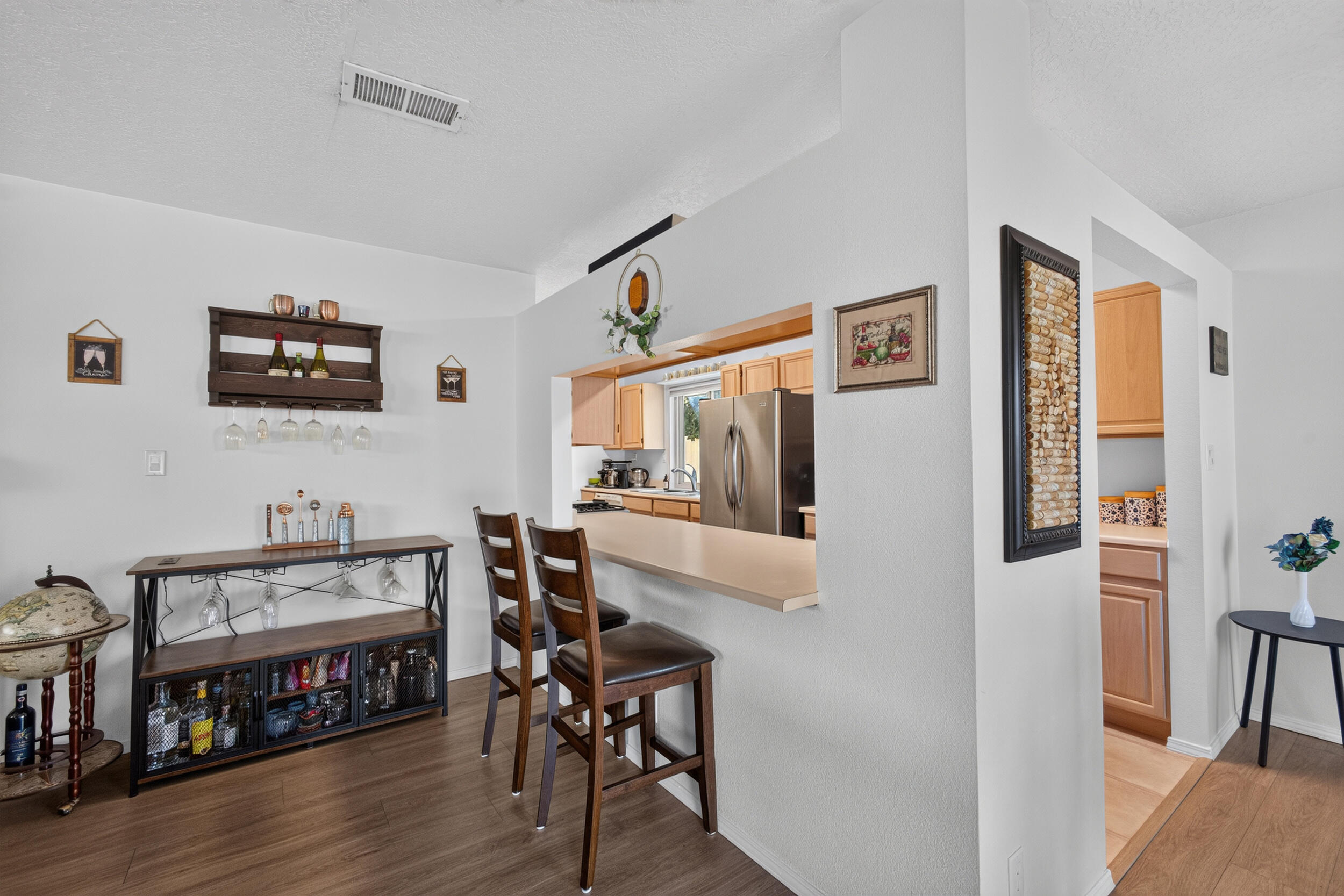 5409 Colleens Way NE