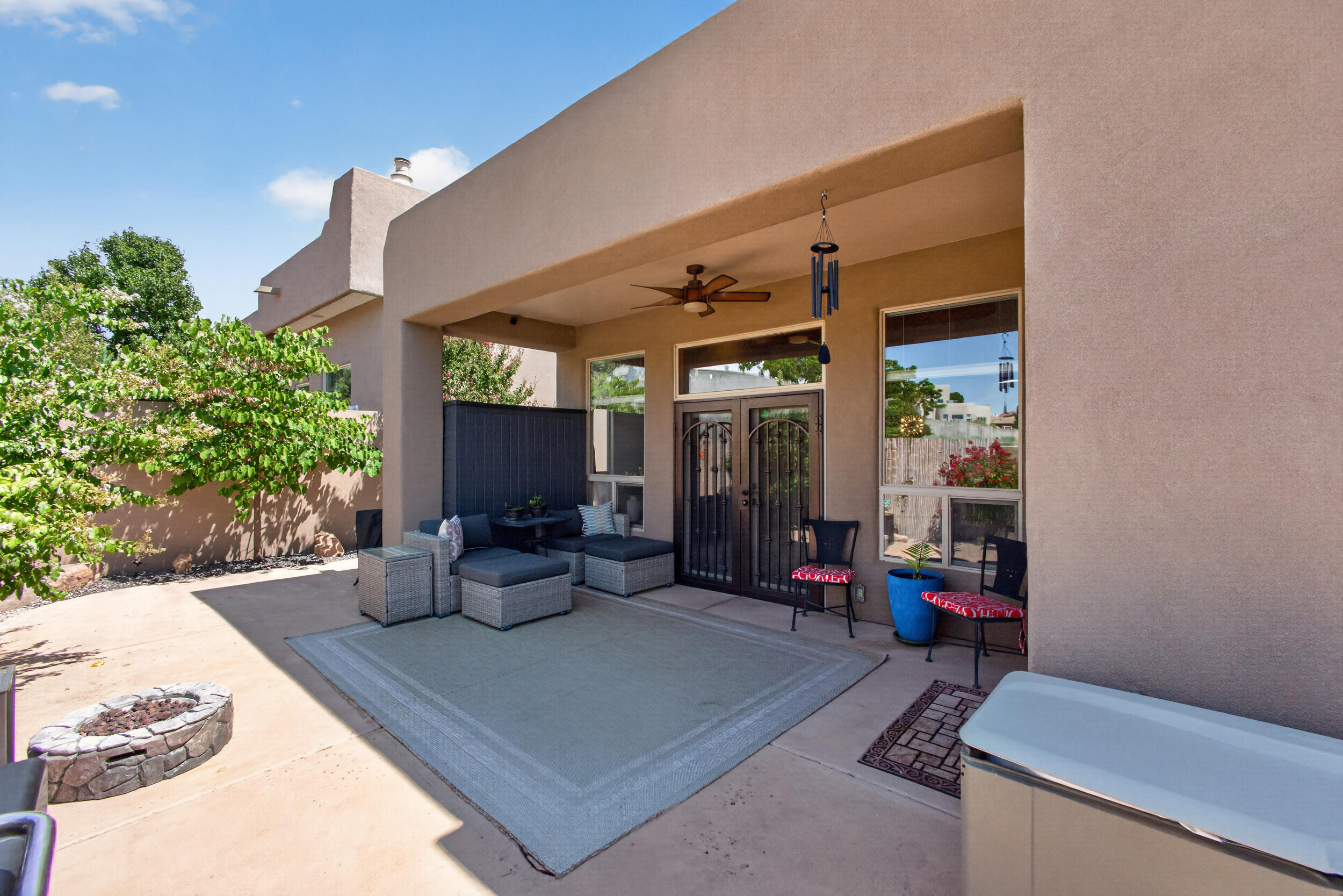 8855 Desert Fox Way NE