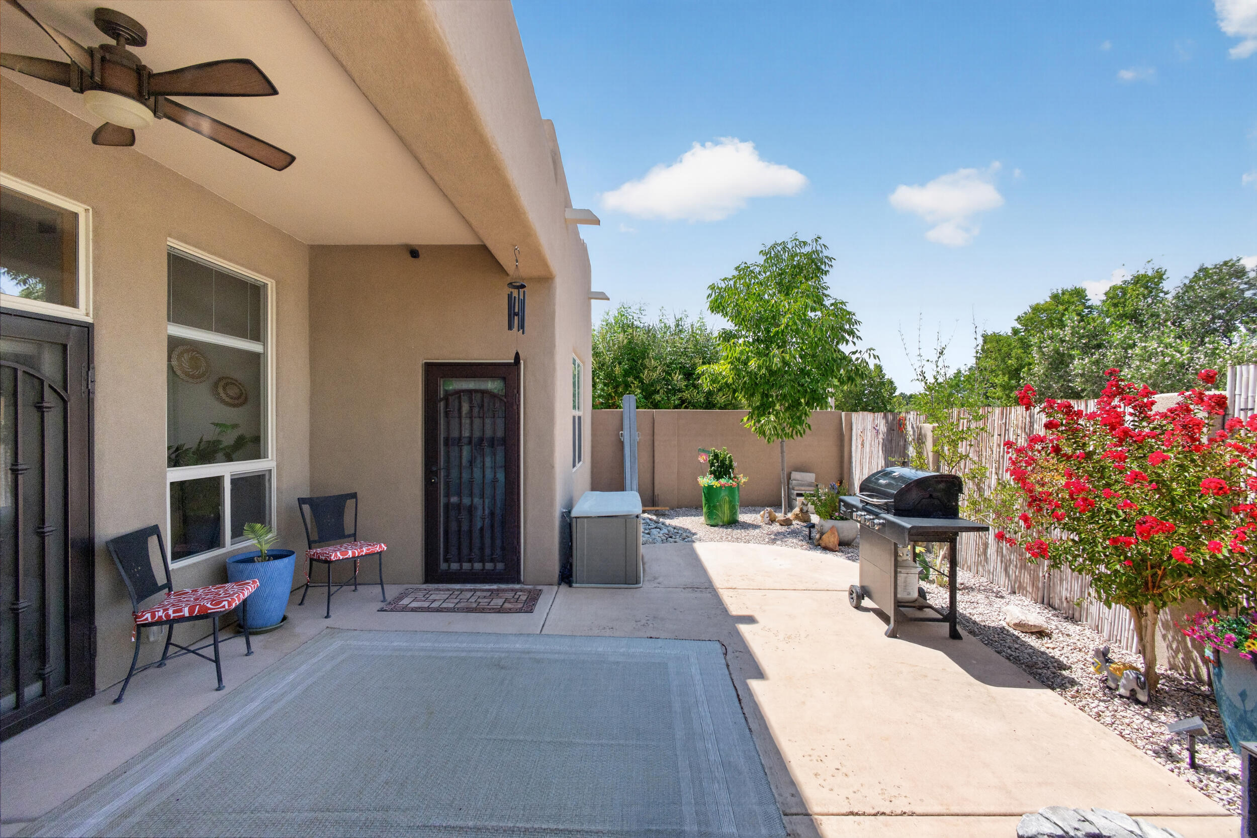 8855 Desert Fox Way NE