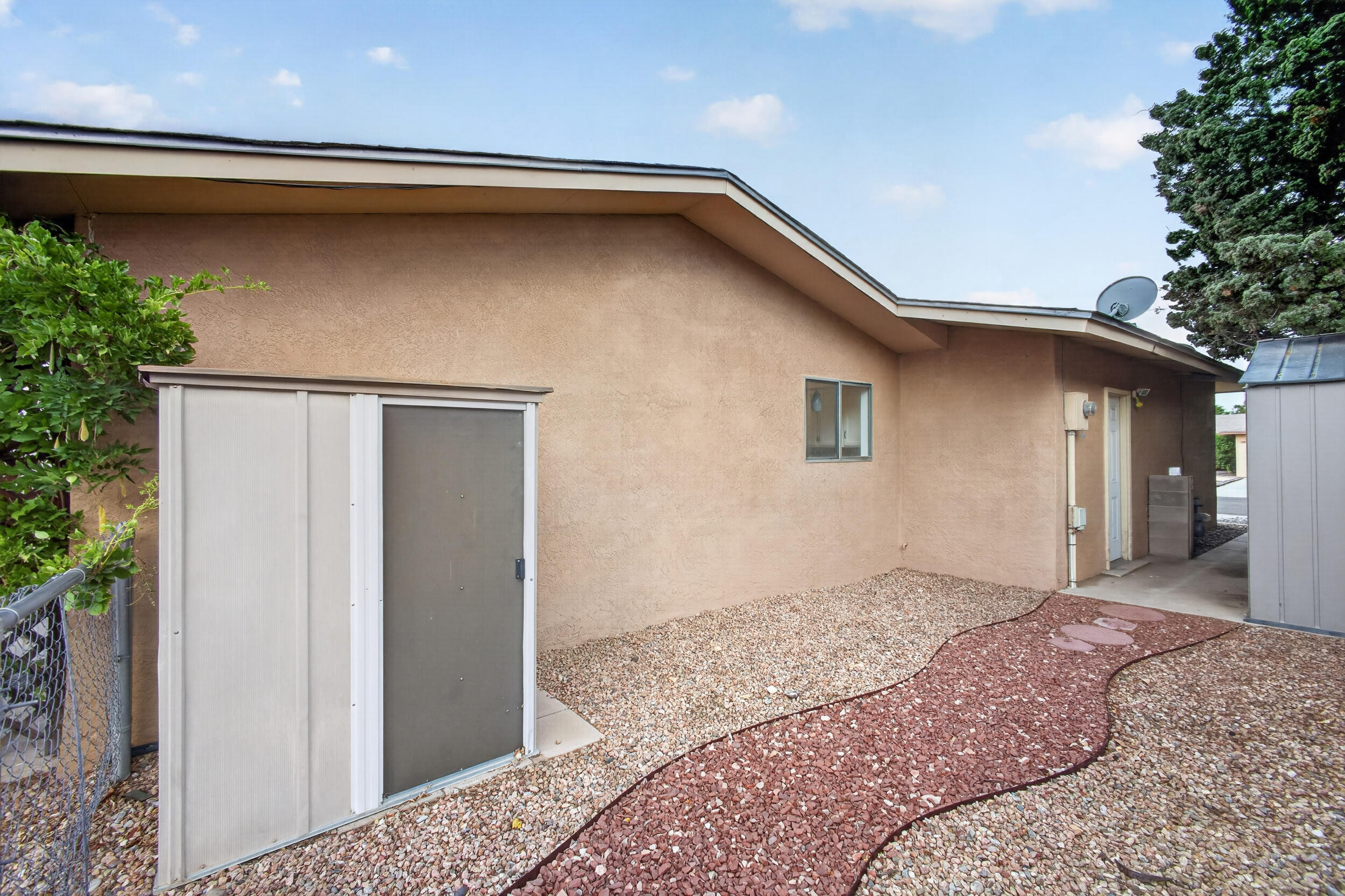 4917 Chisholm Trail NW