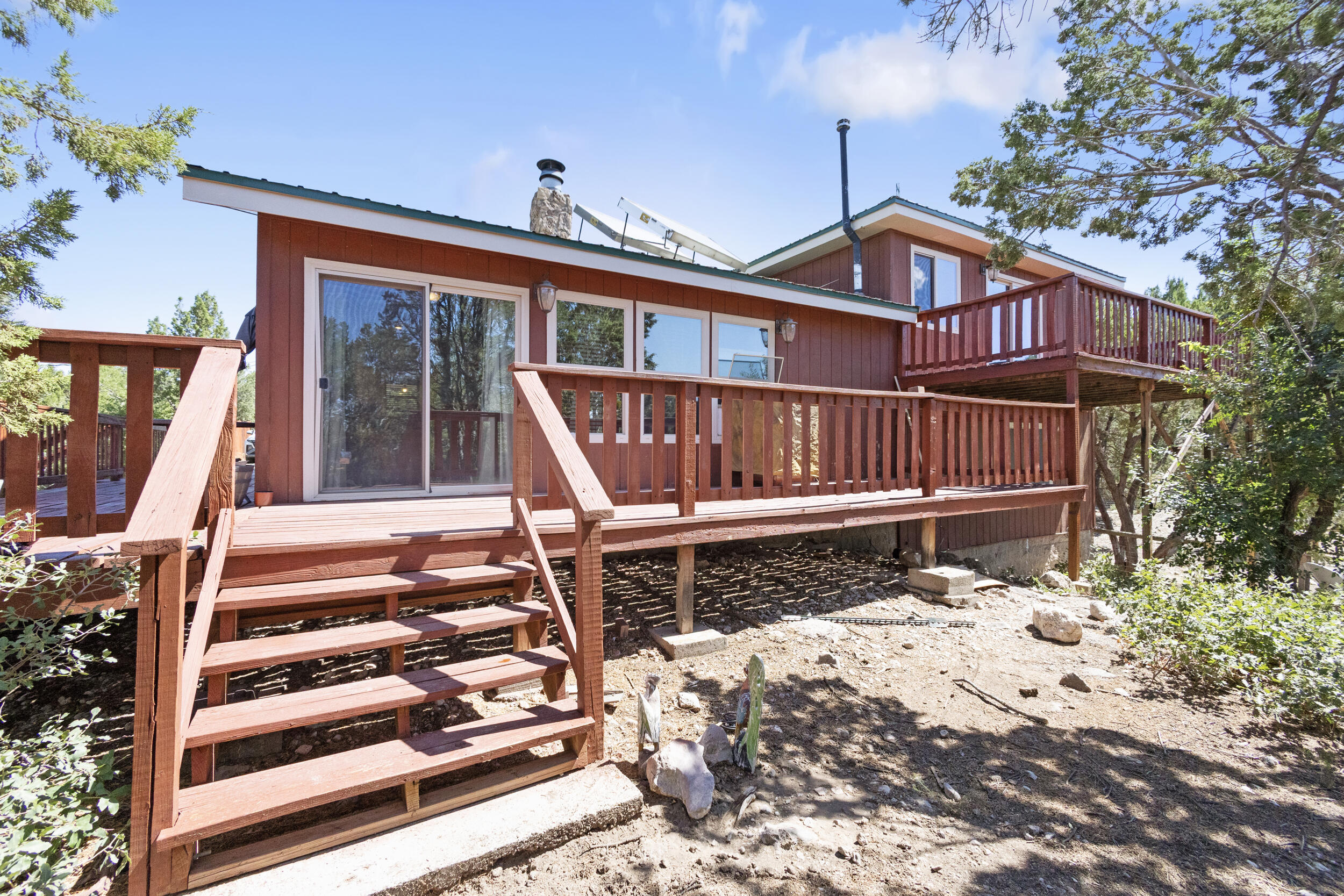17 Tejon Drive