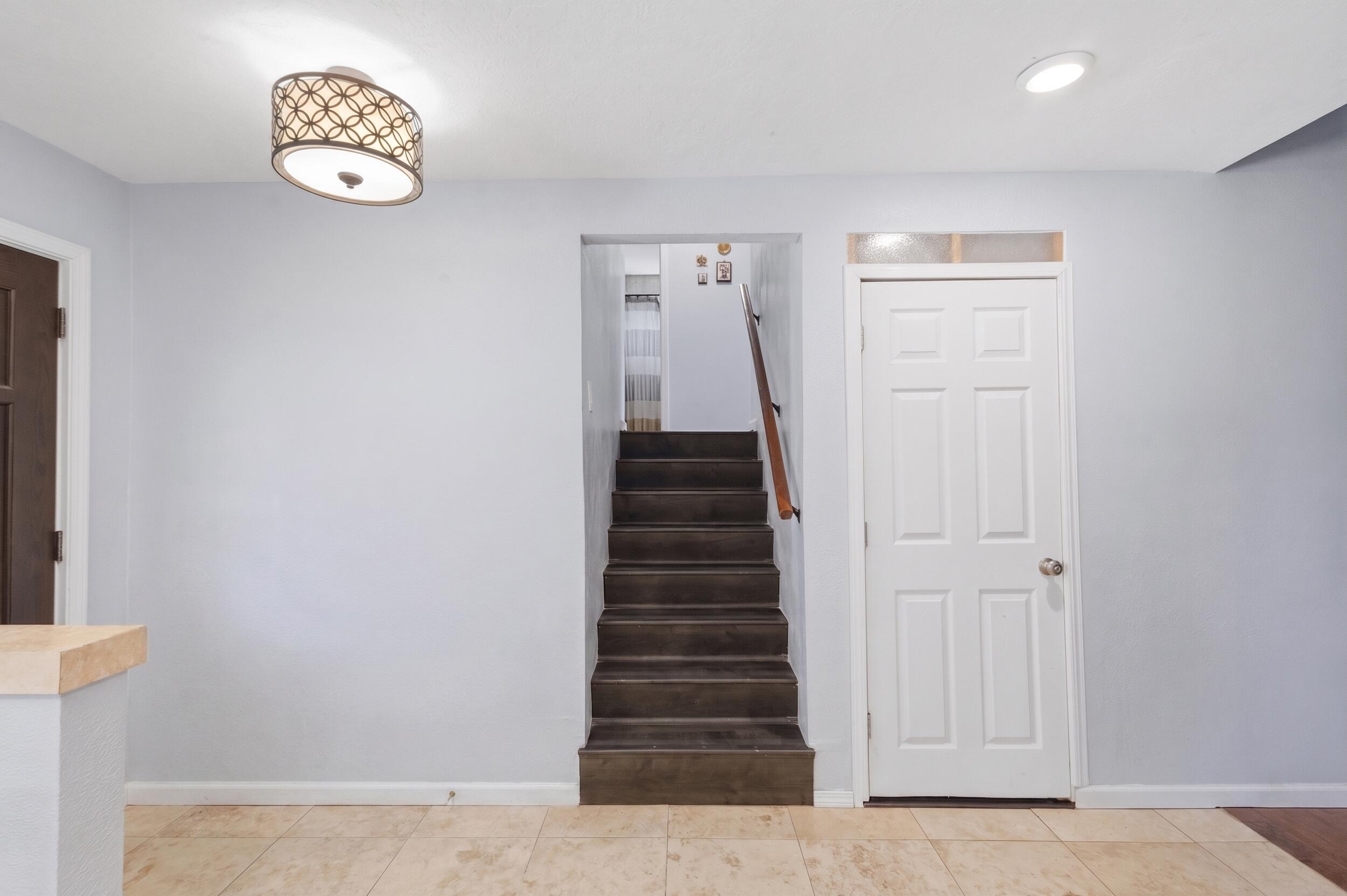 17 Tejon Drive