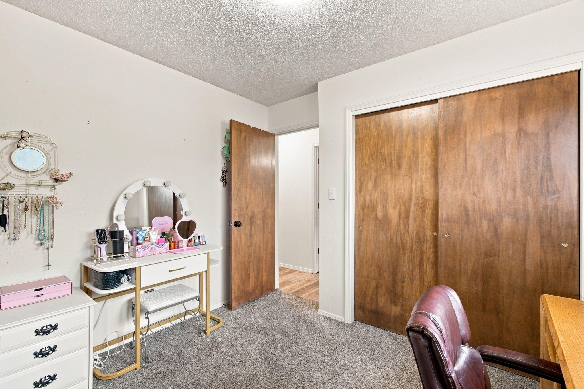 12312 Woodland Avenue NE
