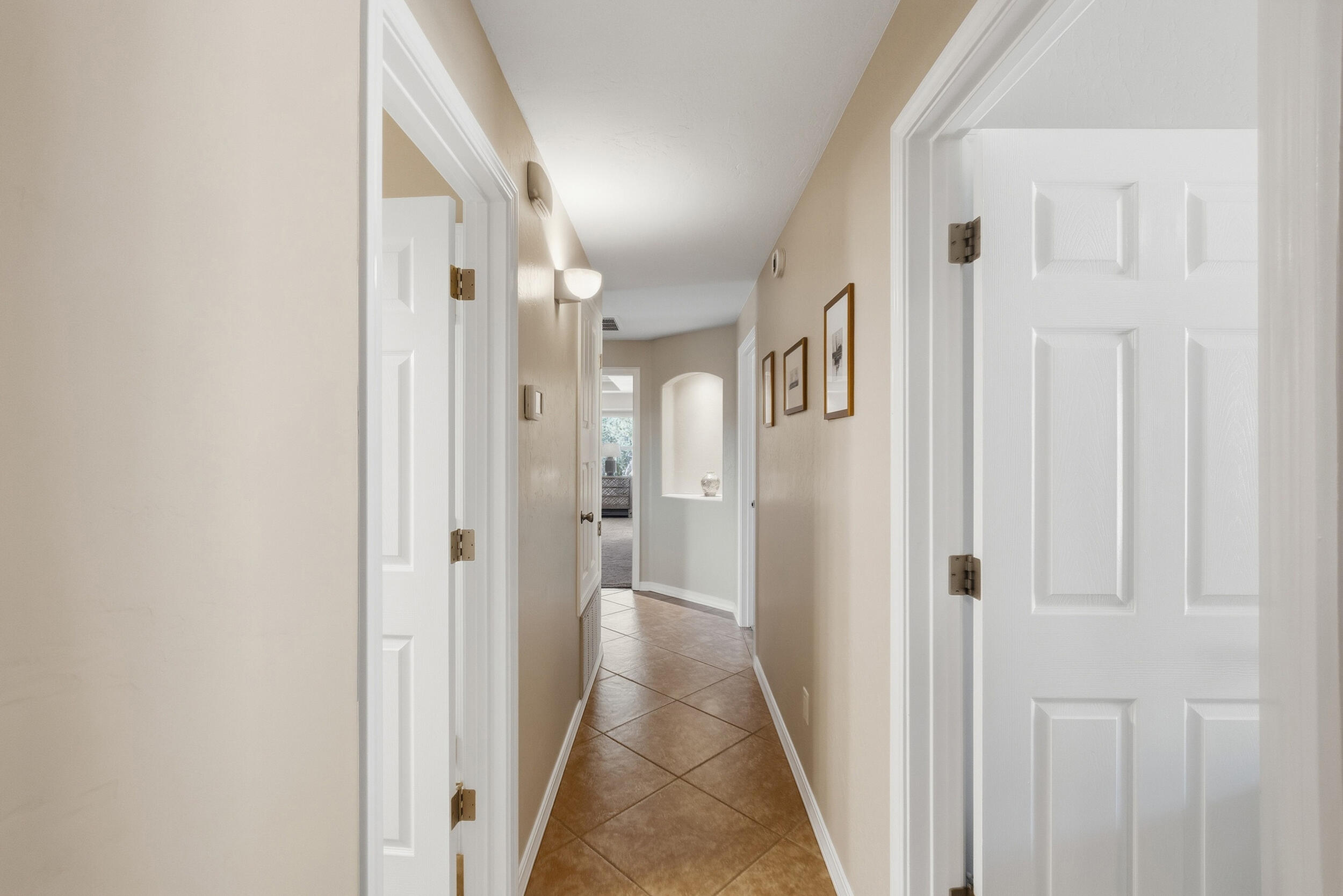 11 Estribor Court