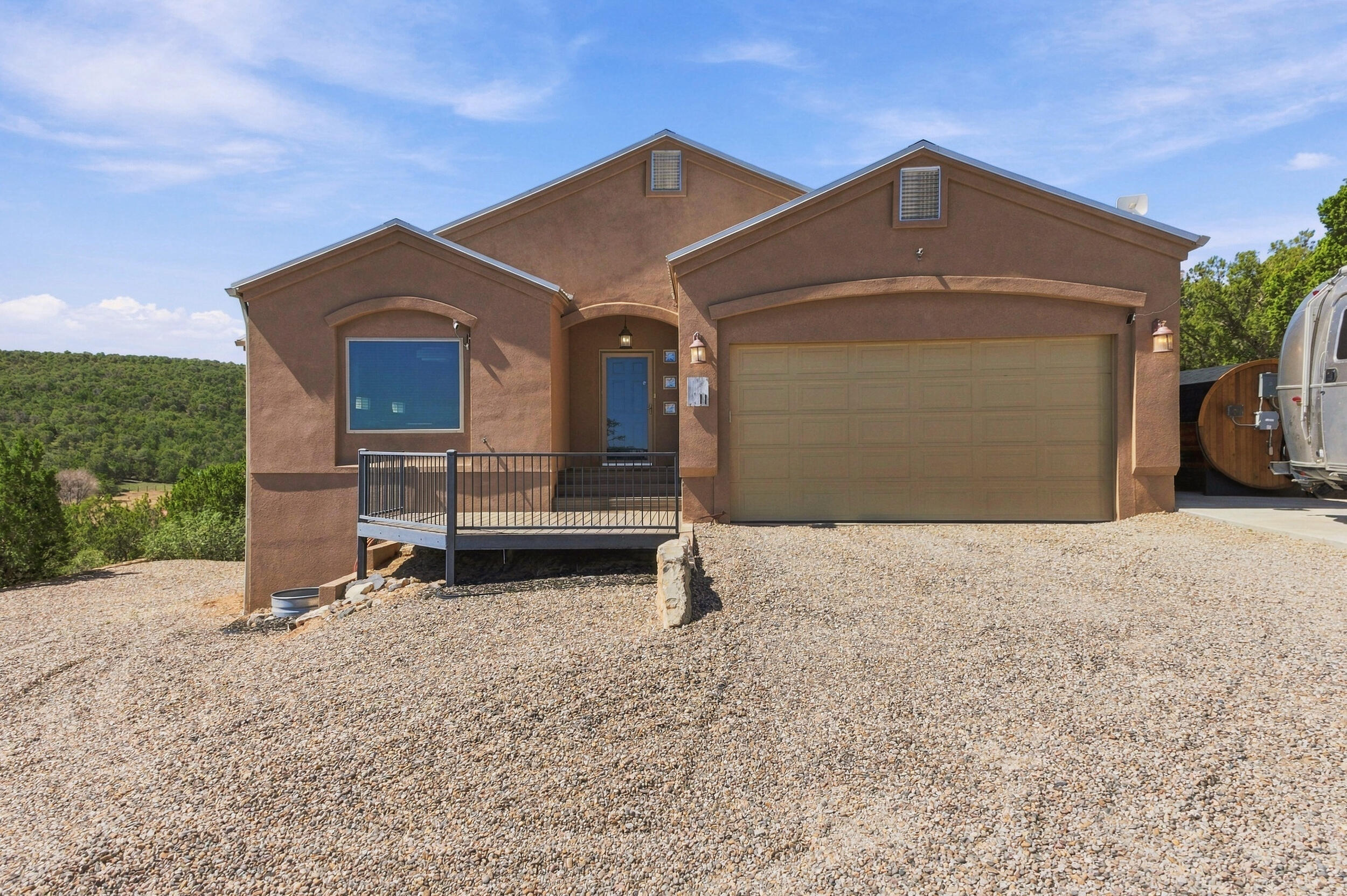 11 Estribor Court
