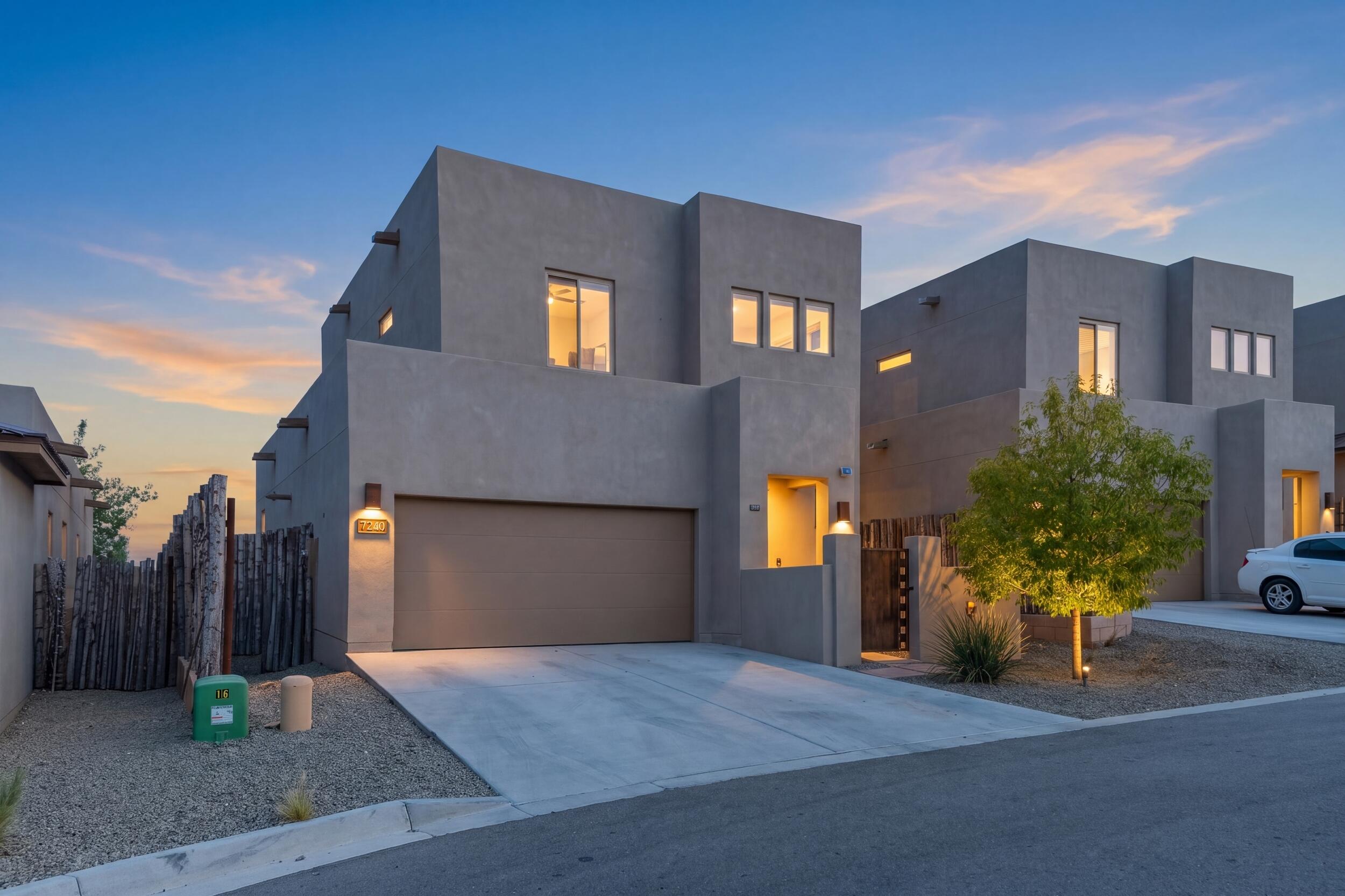 7240 Vista Serena Loop