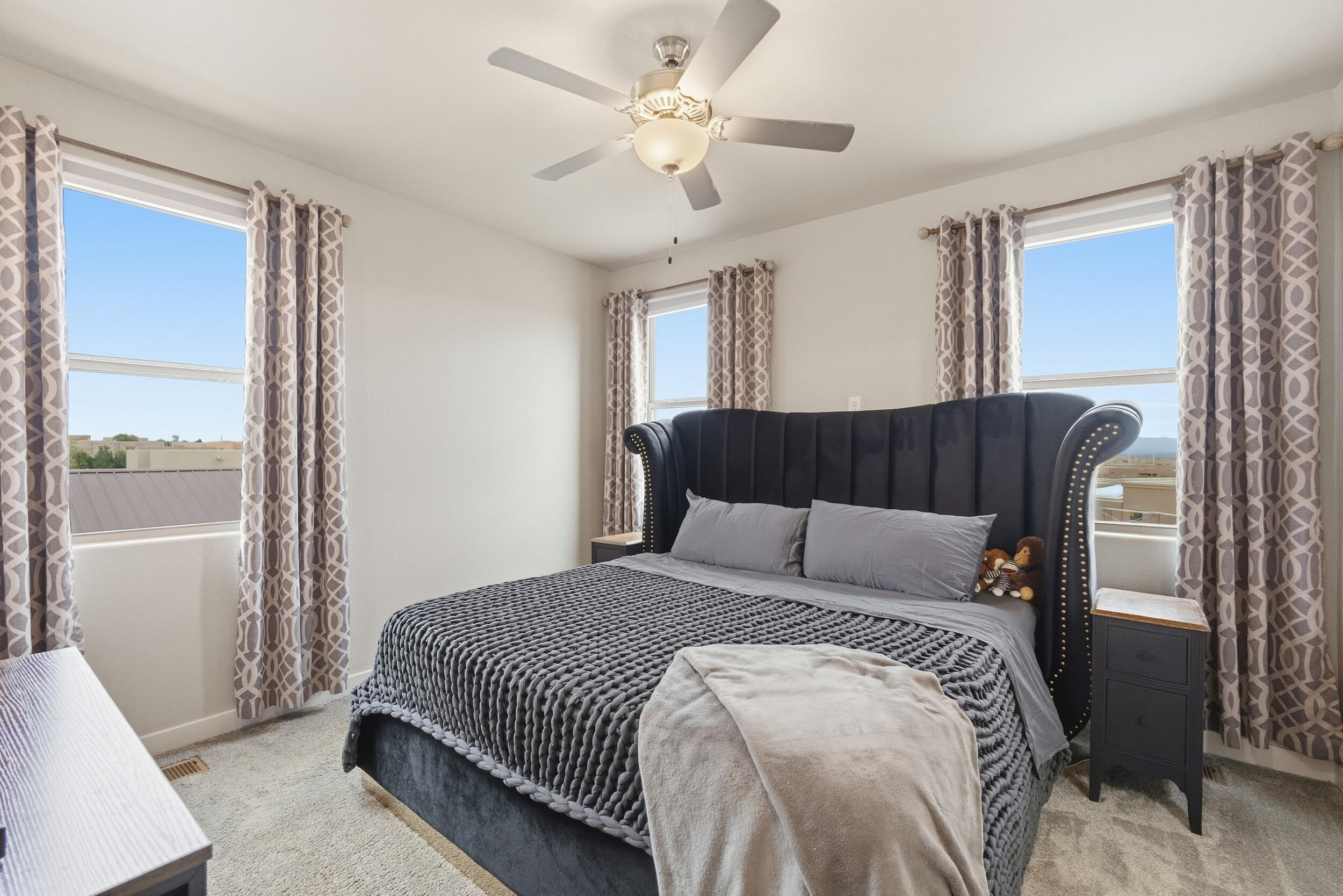 7240 Vista Serena Loop