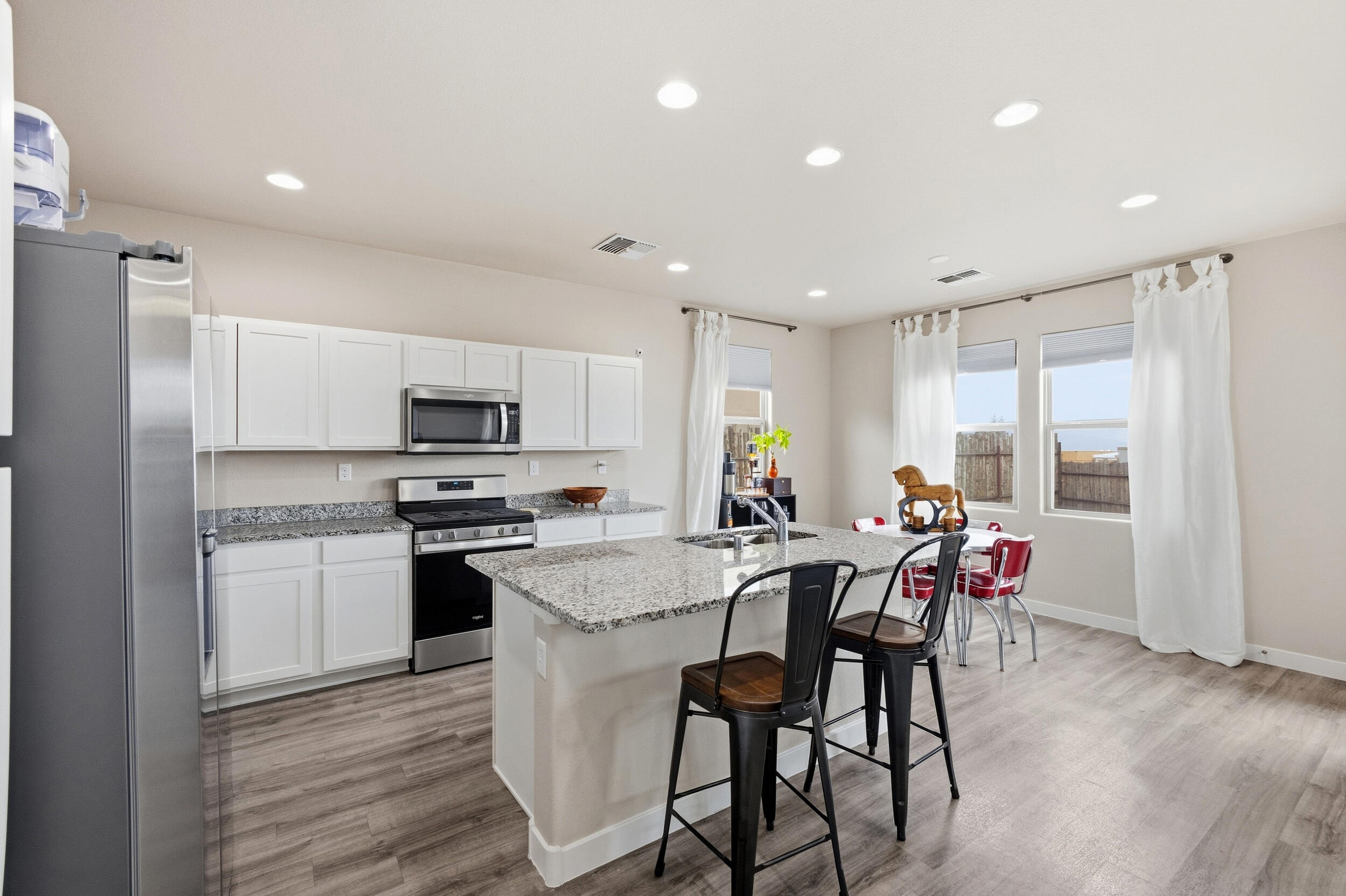 7240 Vista Serena Loop