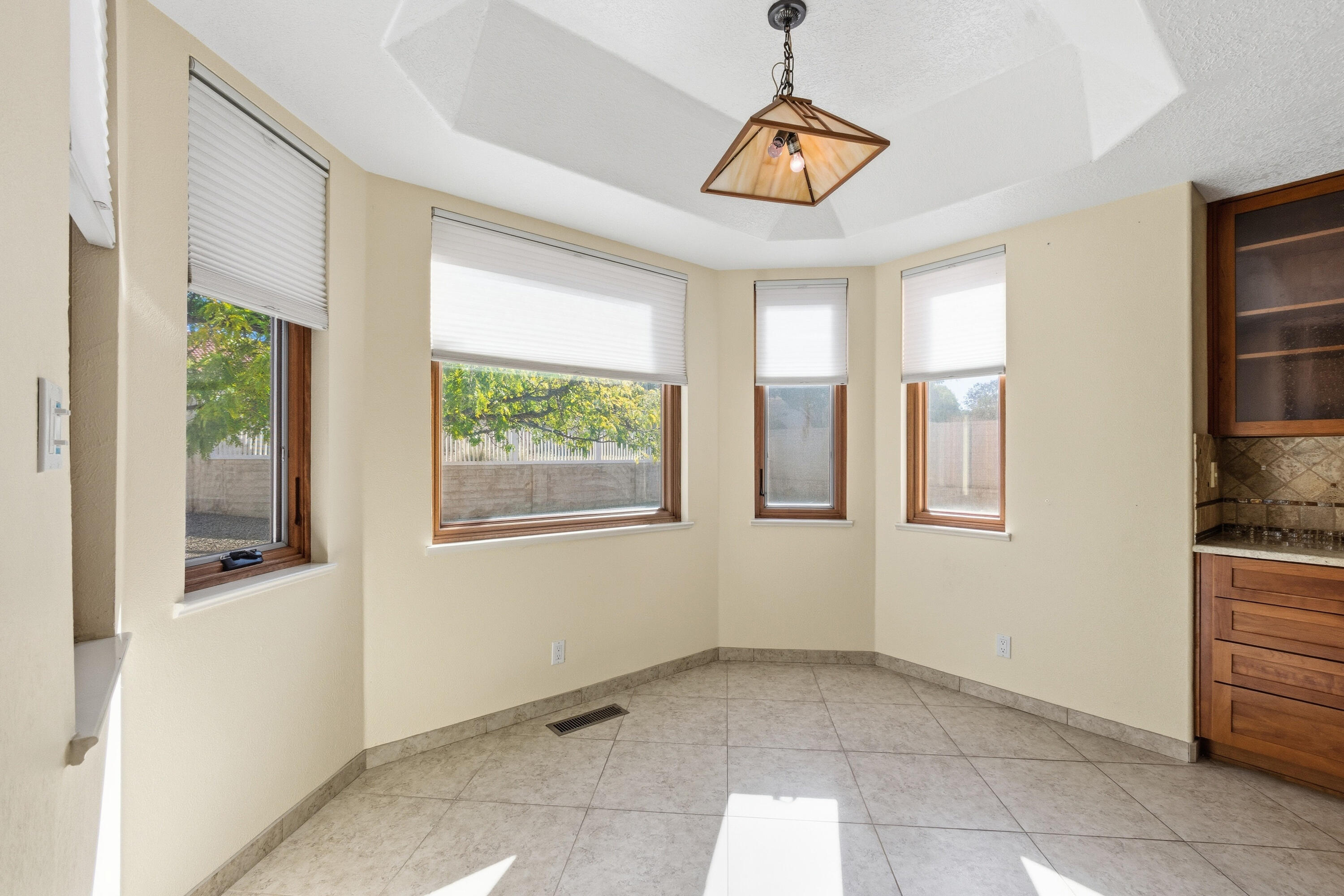 3196 Ashkirk Loop SE