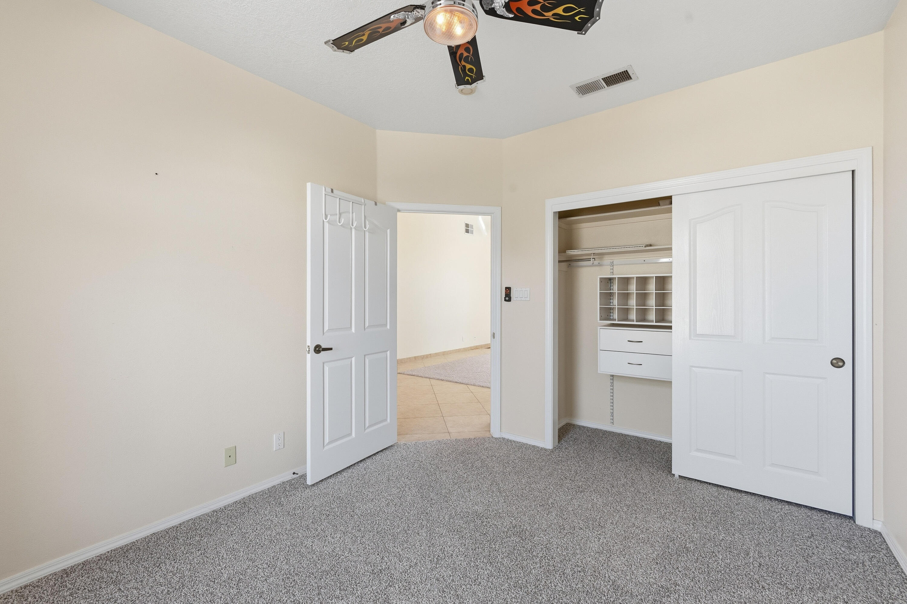 3196 Ashkirk Loop SE