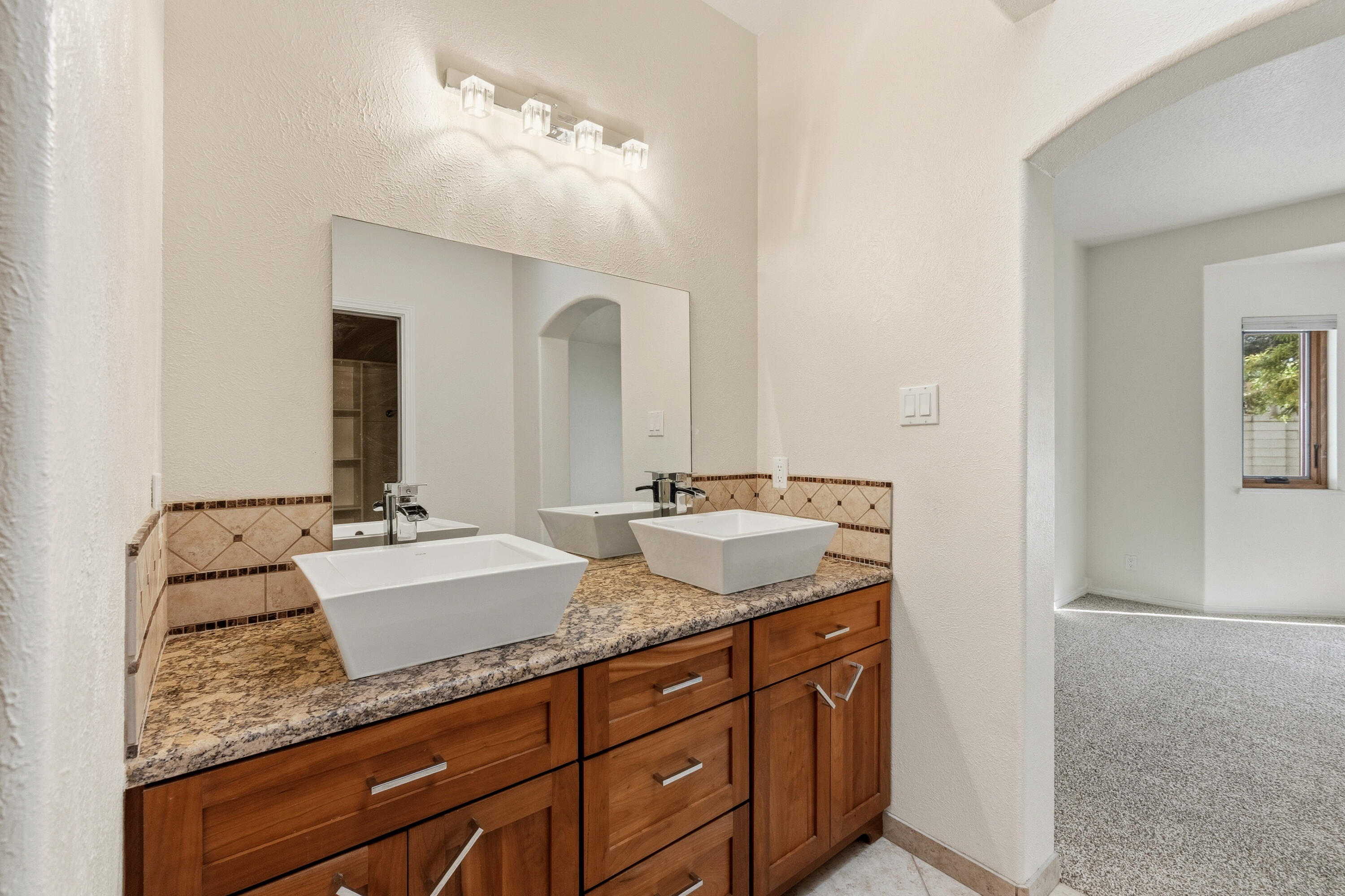 3196 Ashkirk Loop SE