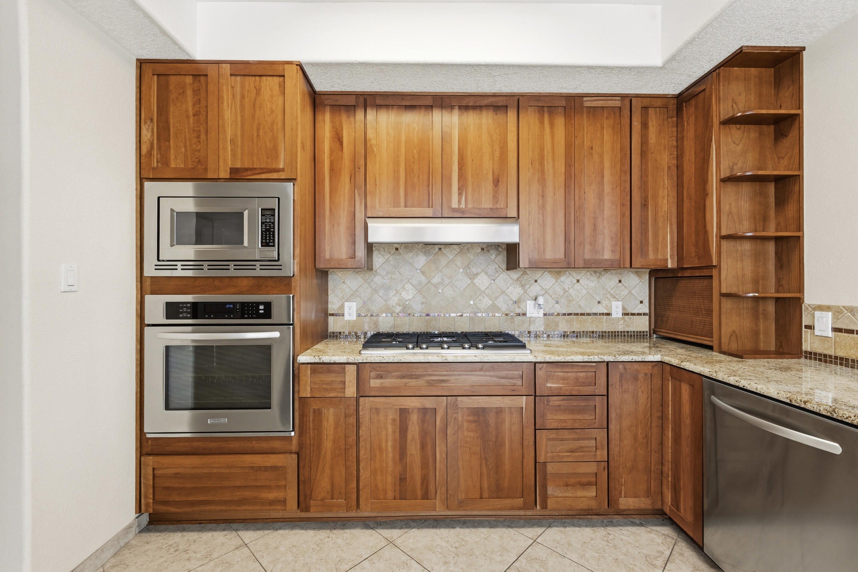 3196 Ashkirk Loop SE