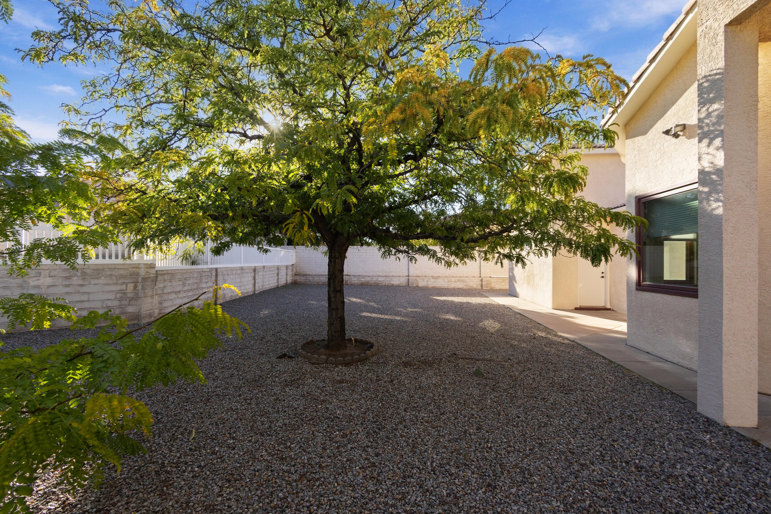3196 Ashkirk Loop SE