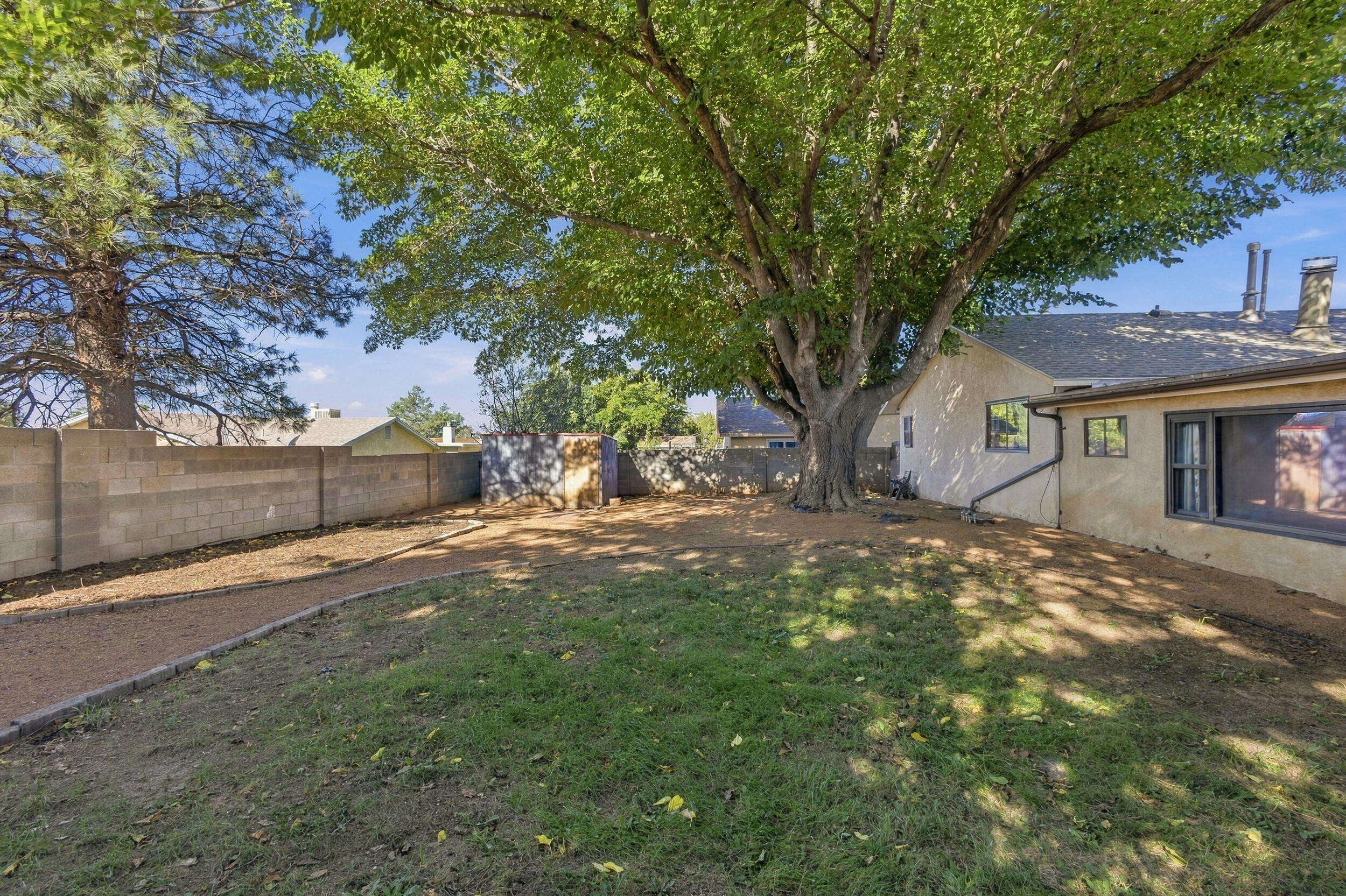 7230 Luella Anne Drive NE