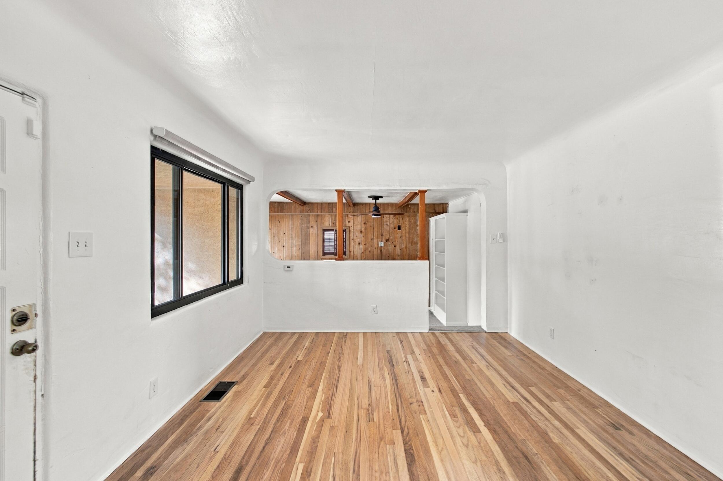 218 Quincy Street NE