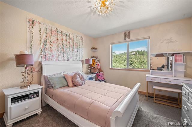 7102 Lynx Lair Road