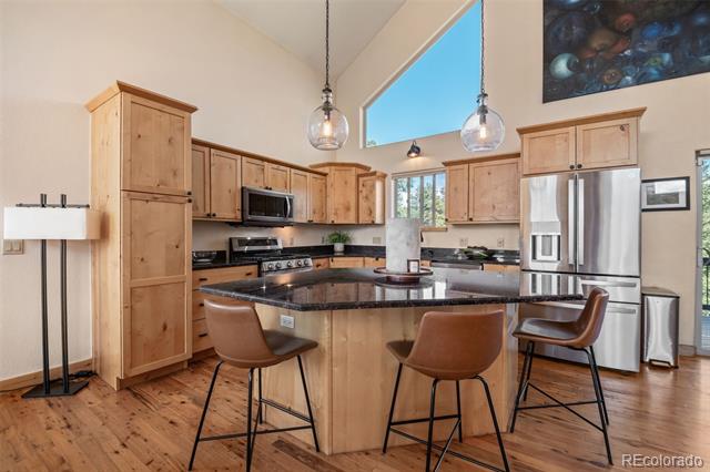 7102 Lynx Lair Road