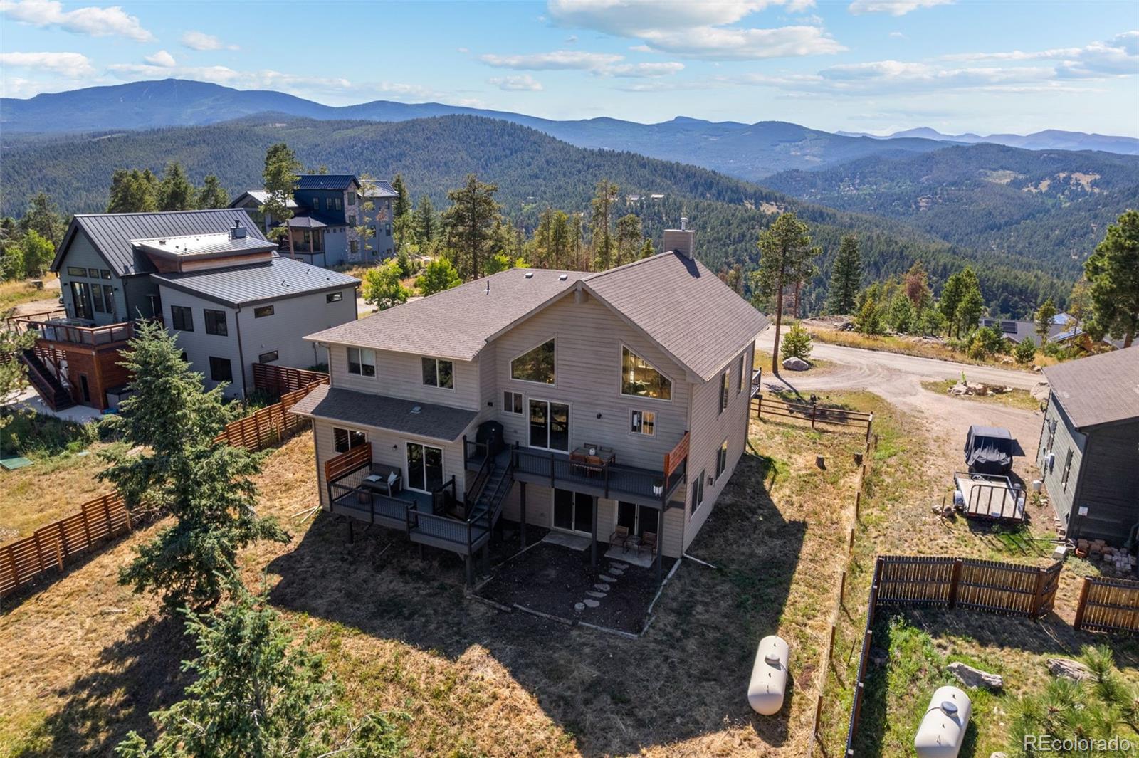 7102 Lynx Lair Road