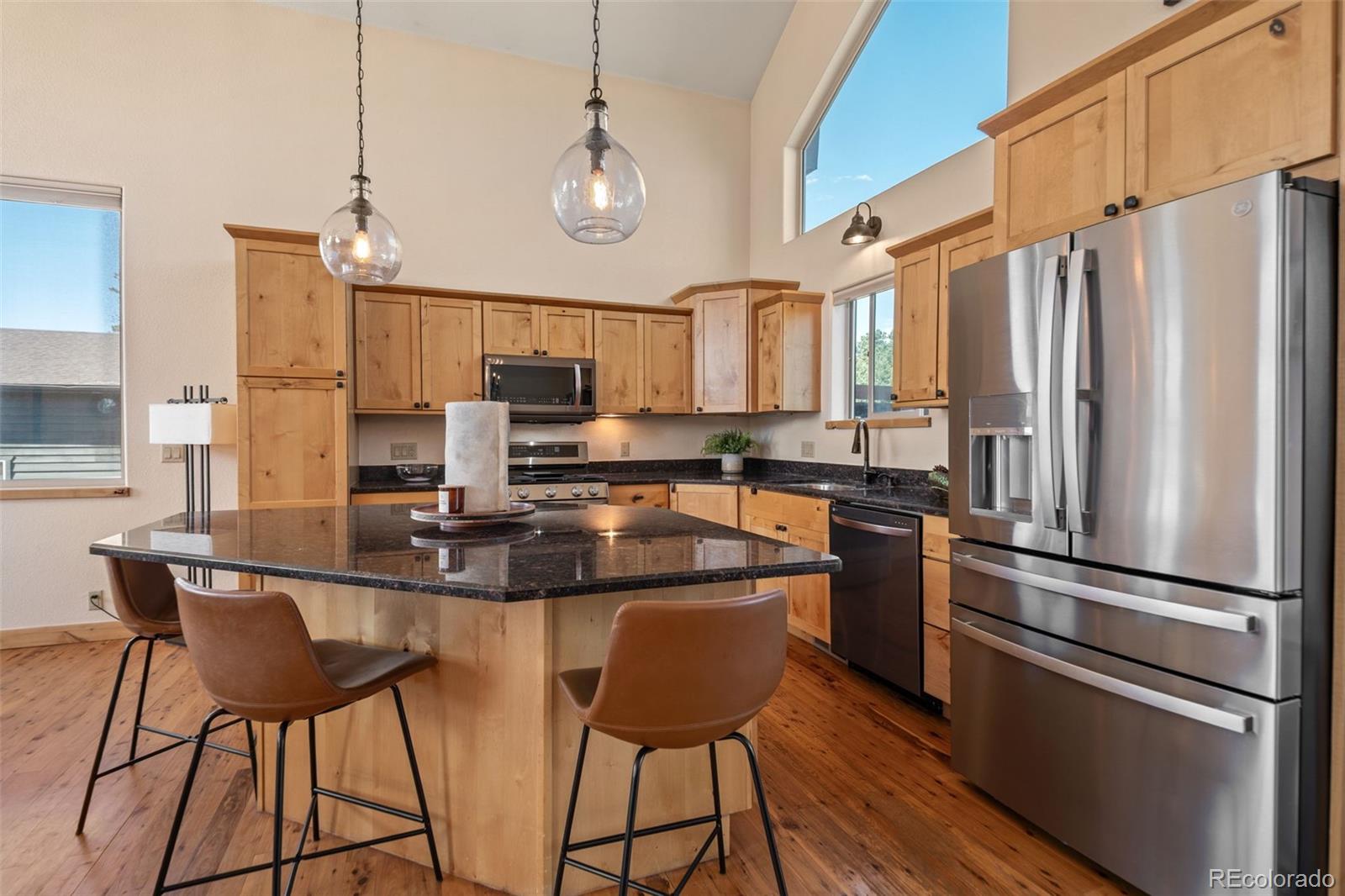 7102 Lynx Lair Road