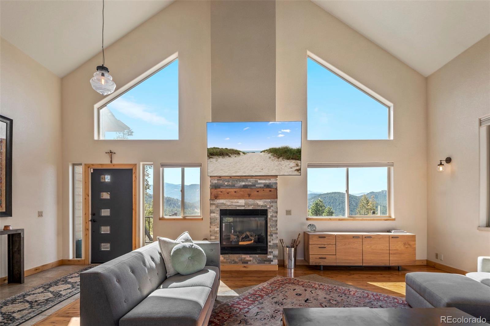 7102 Lynx Lair Road