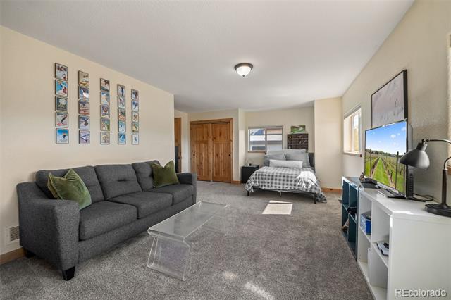 7102 Lynx Lair Road