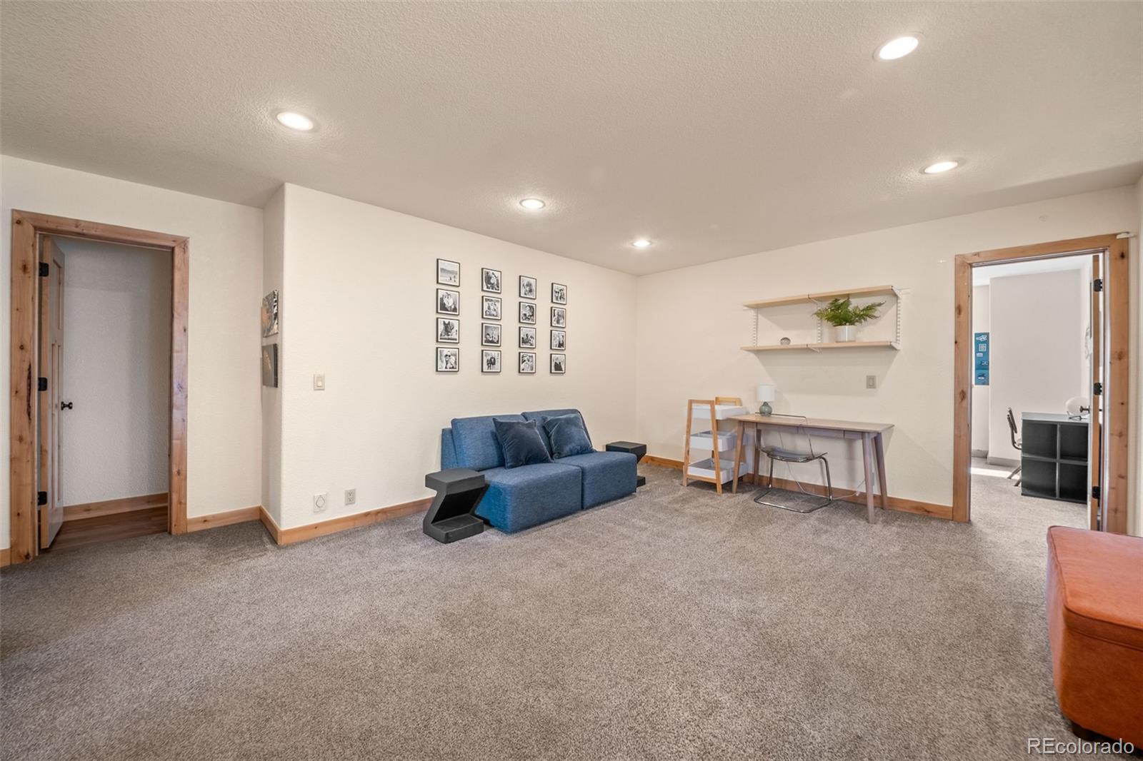 7102 Lynx Lair Road