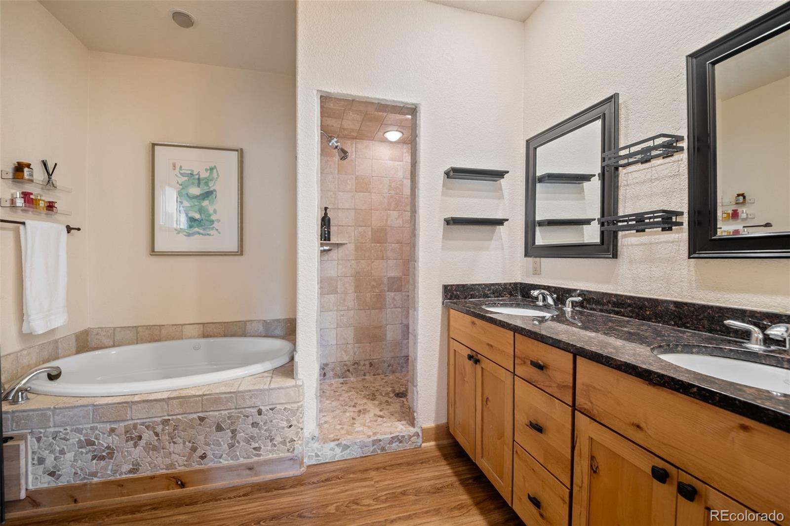 7102 Lynx Lair Road