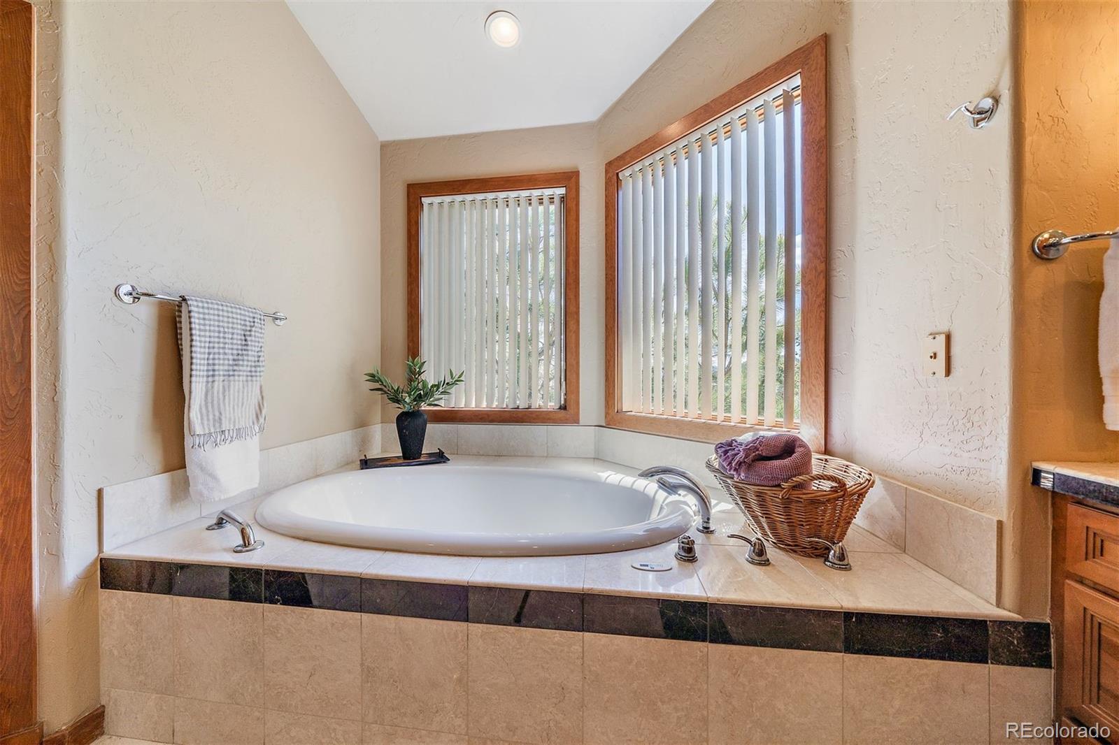 2924 Elk View Drive