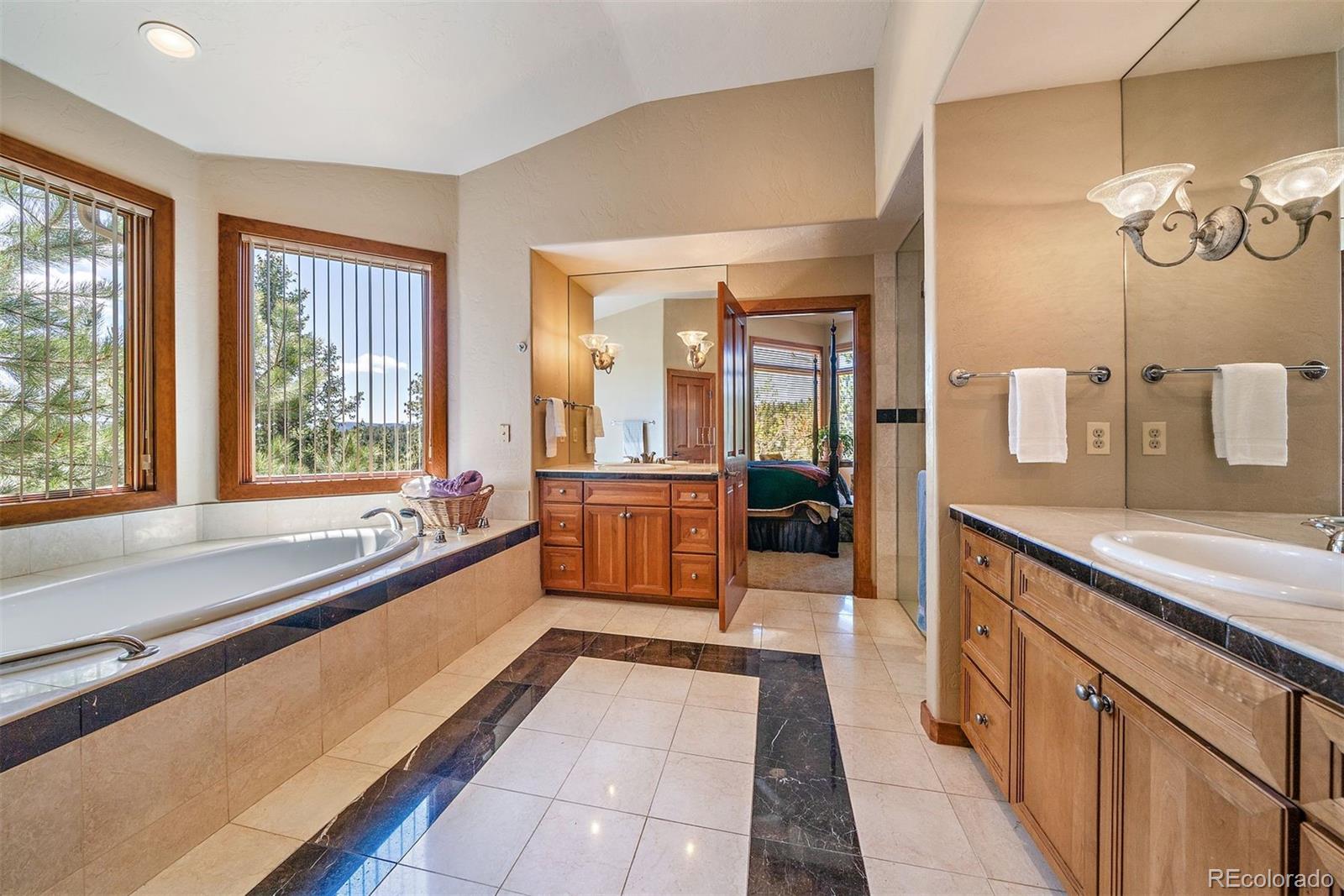 2924 Elk View Drive