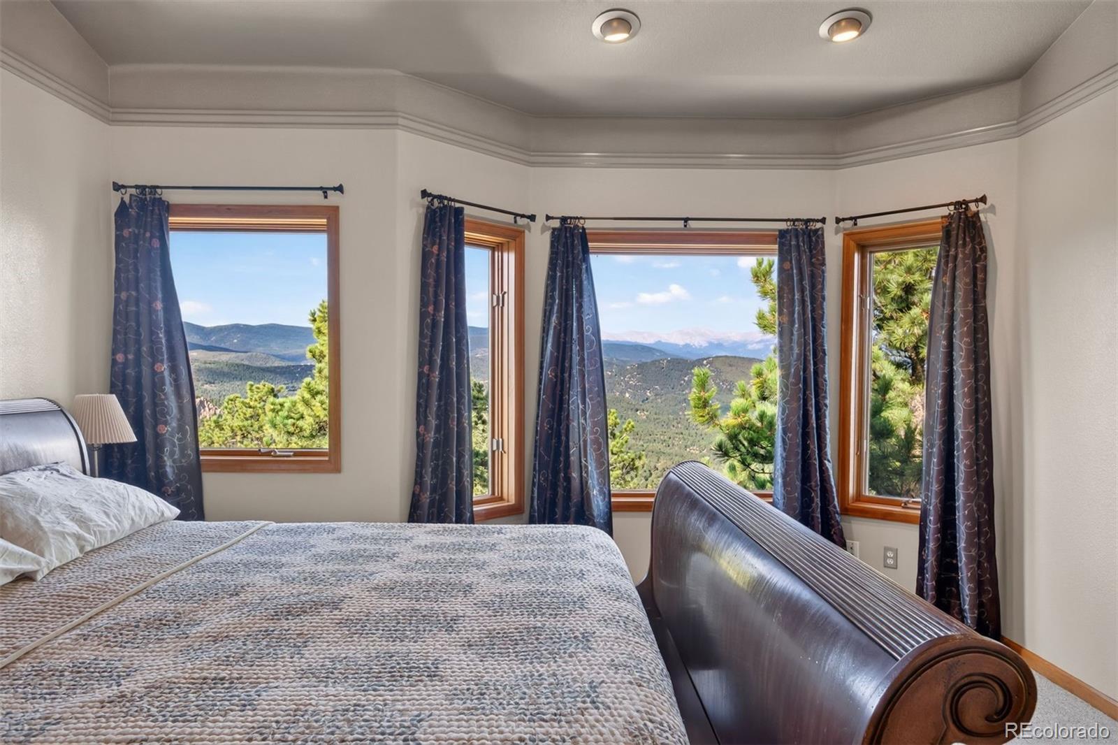 25806 Lost Cabin Trail